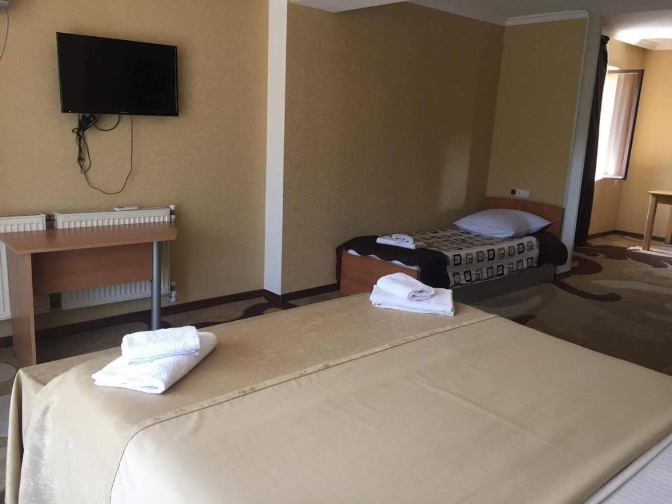 Triple Room with Bathroom photo 1