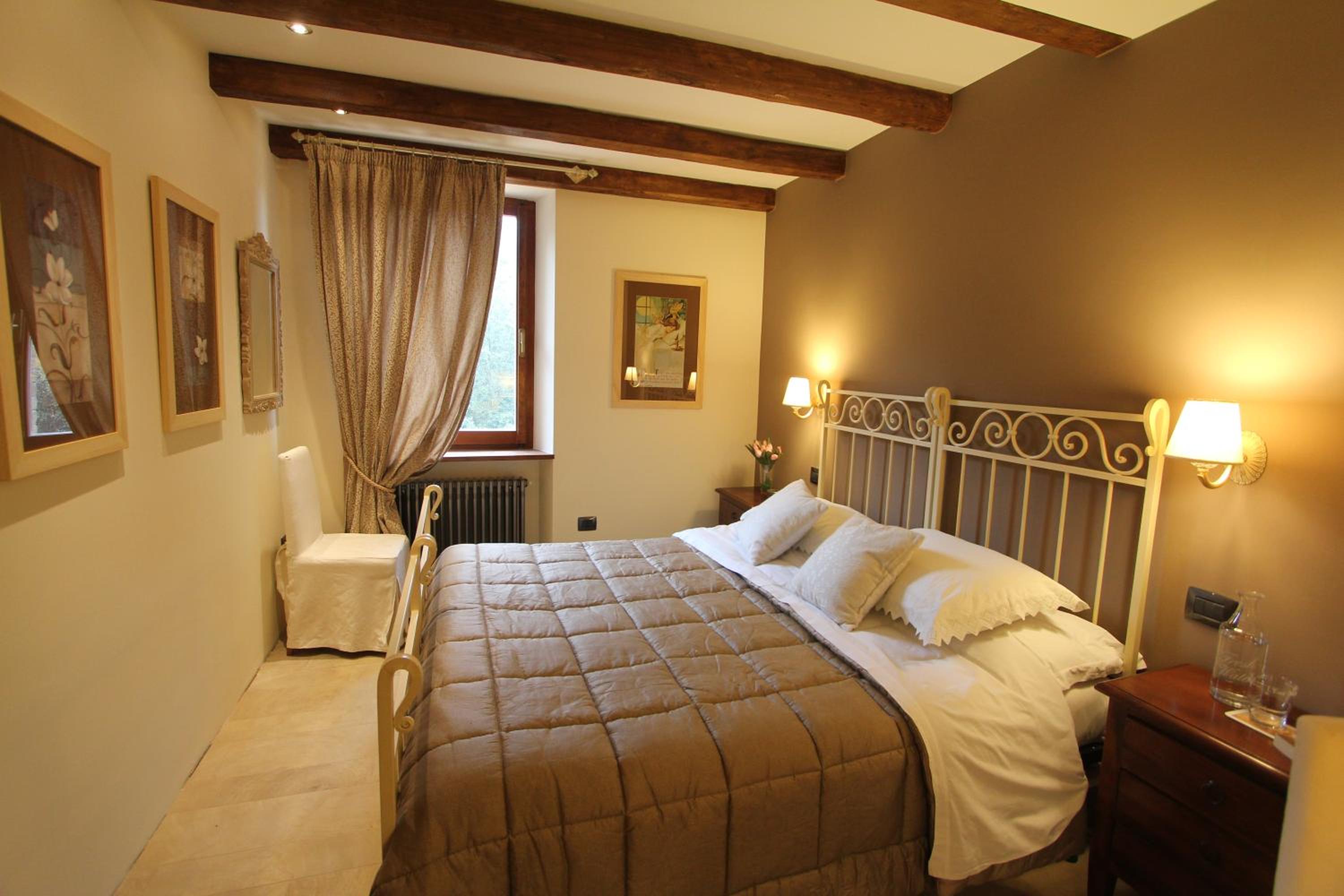 Apartment - Split Level photo 1
