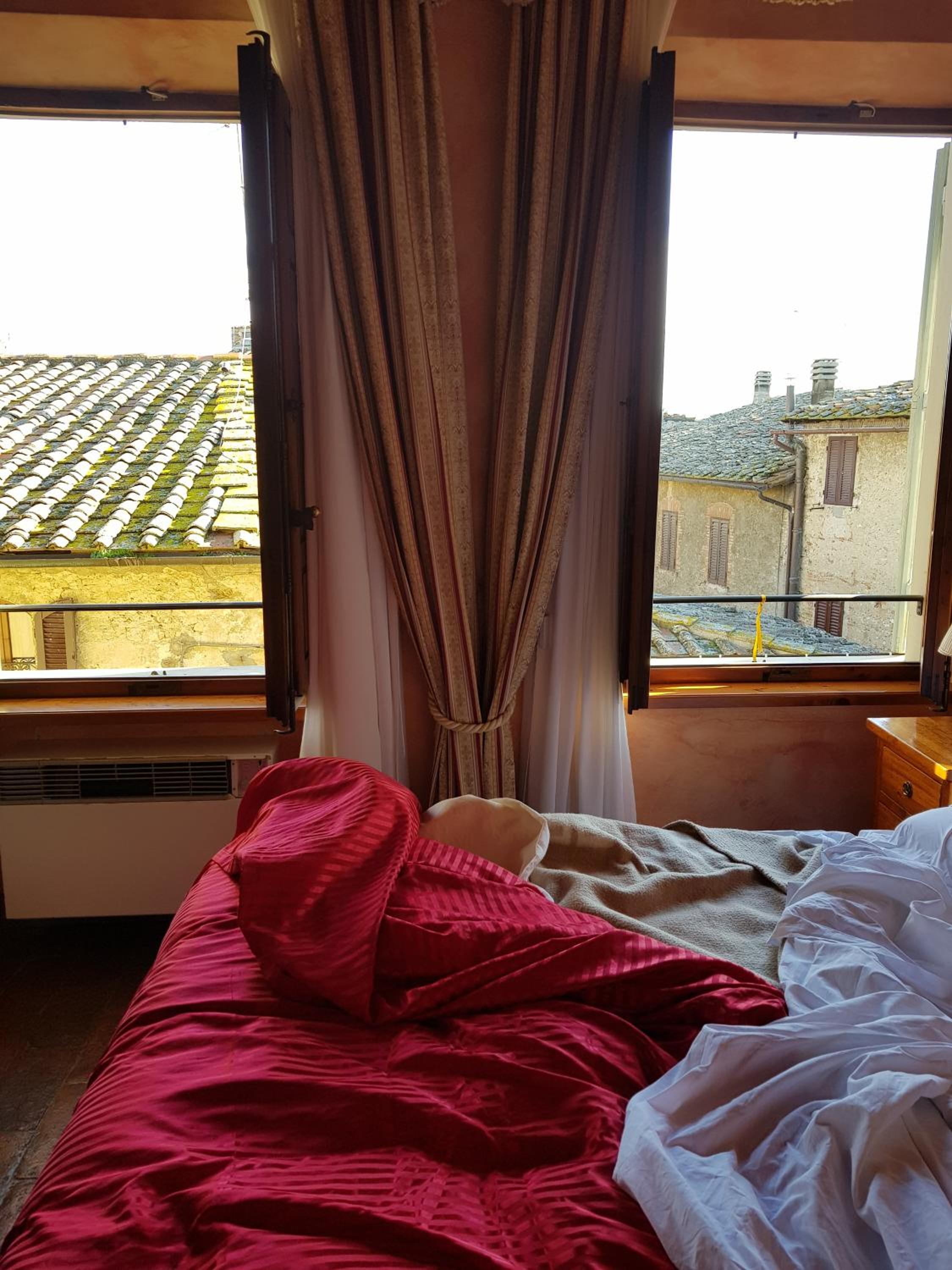Double Room - Photo 7