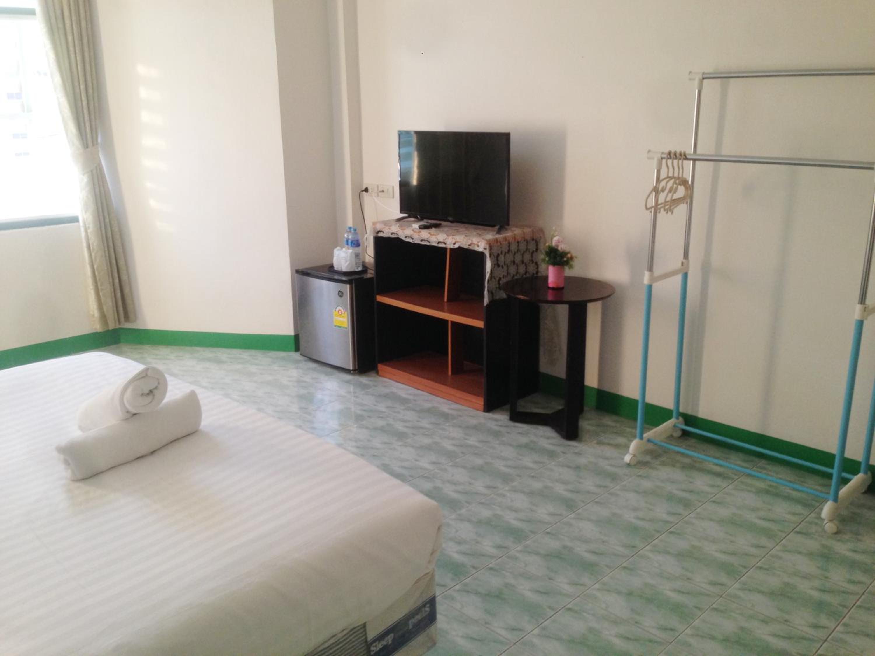 Deluxe Room - Photo 4