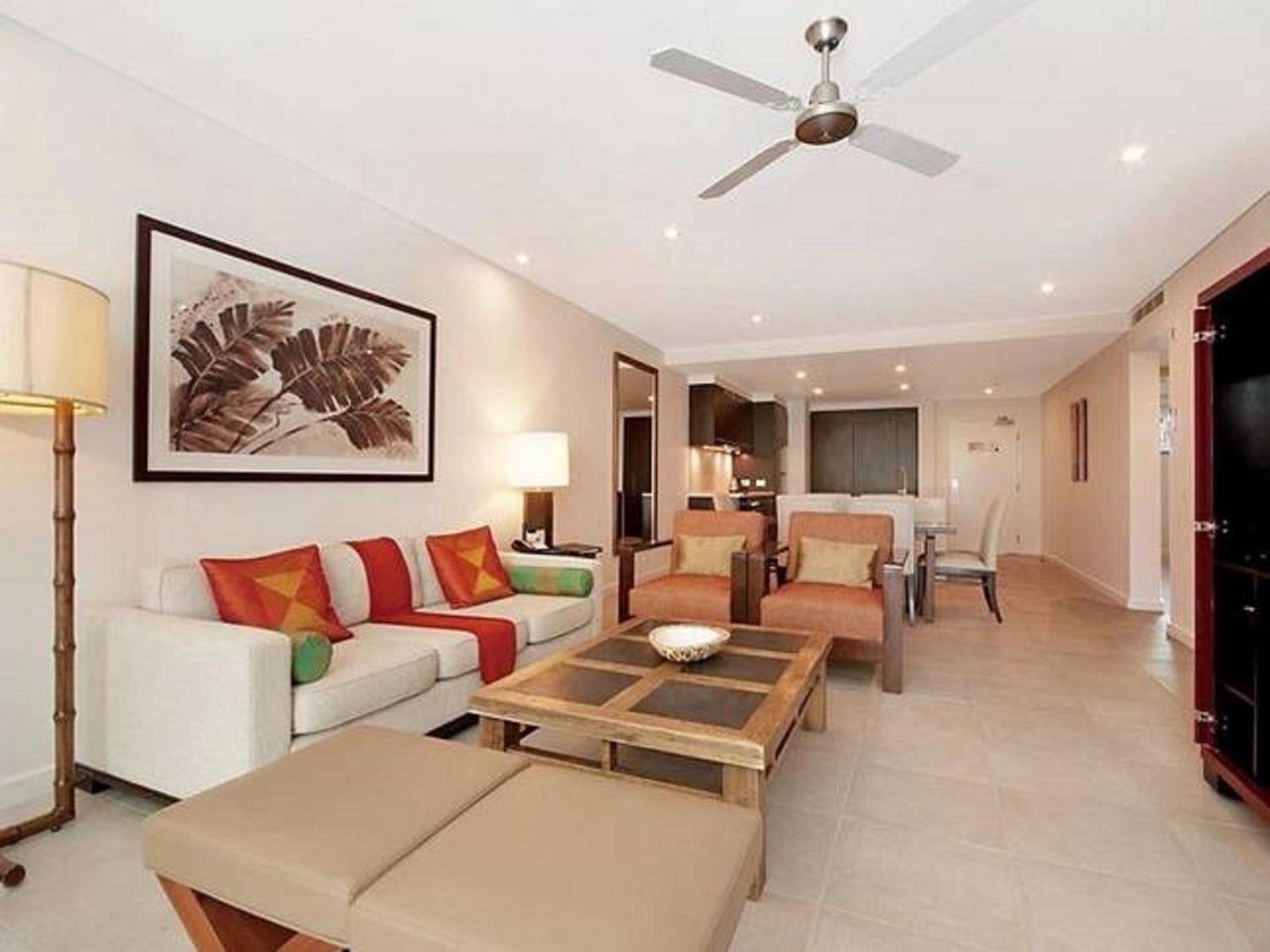 Two-Bedroom Swimout Apartment Lagoonside West
