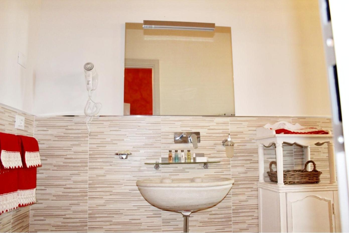Deluxe Triple Room photo 3
