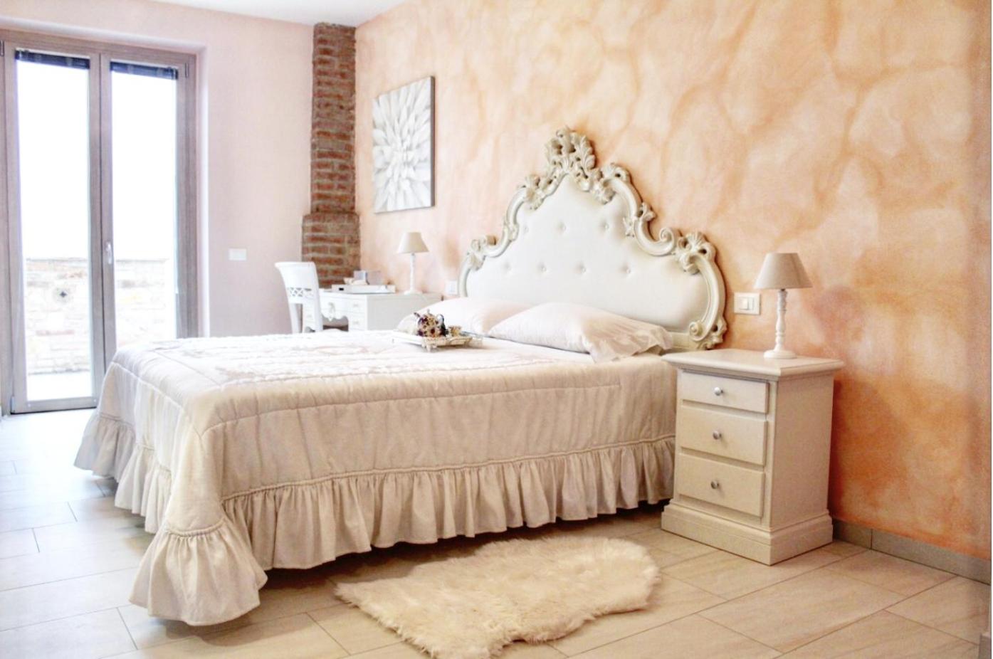 Deluxe King Room photo 2