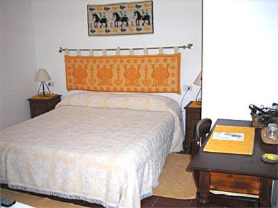 Triple Room with Private Bathroom photo 3