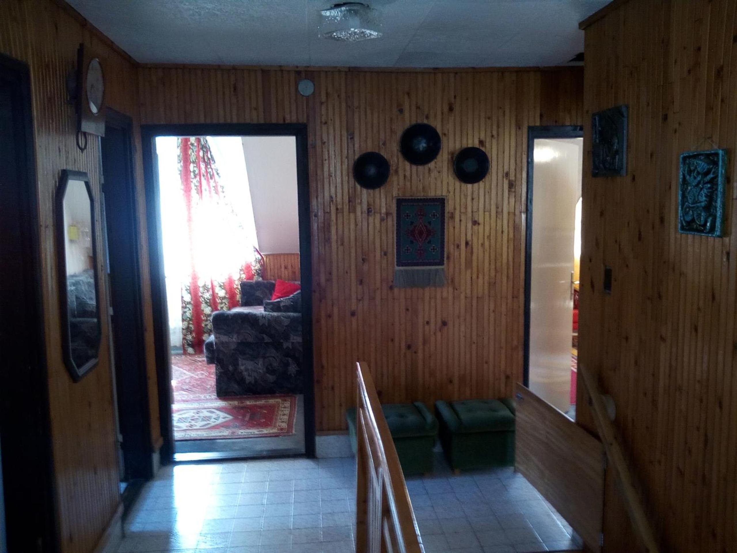 Apartment with Mountain View - Photo 1