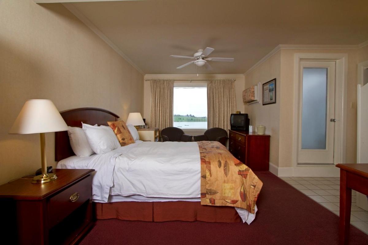 Queen Room With Balcony