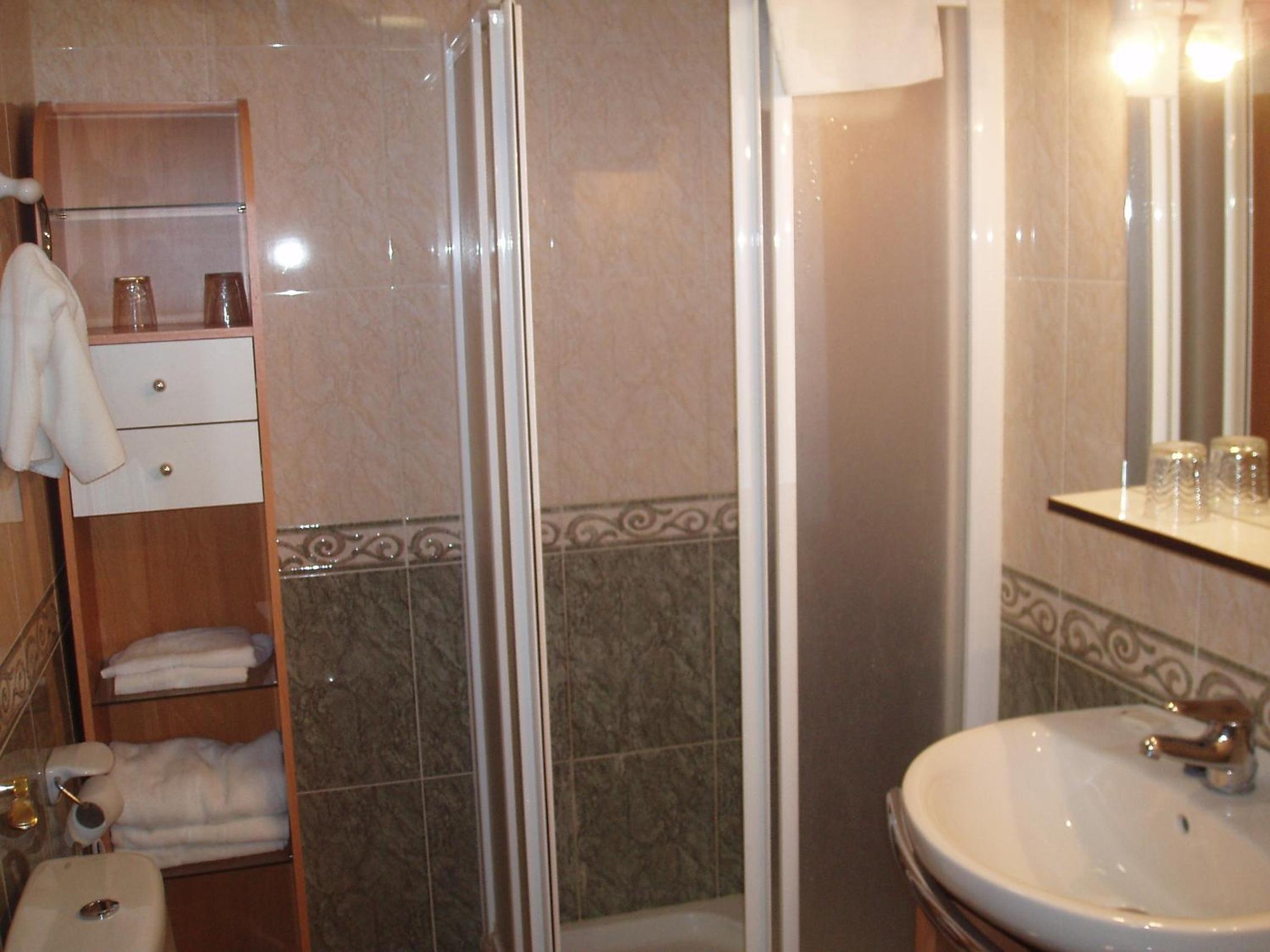 Two-Bedroom Apartment (2 Adults + 2 Children) photo 3