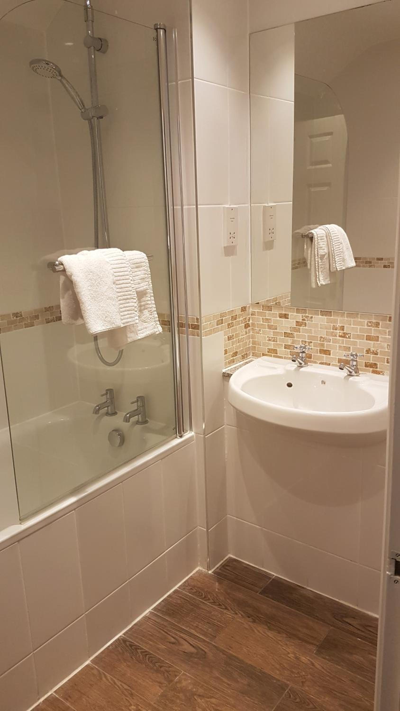 Classic Double Room - Photo 5