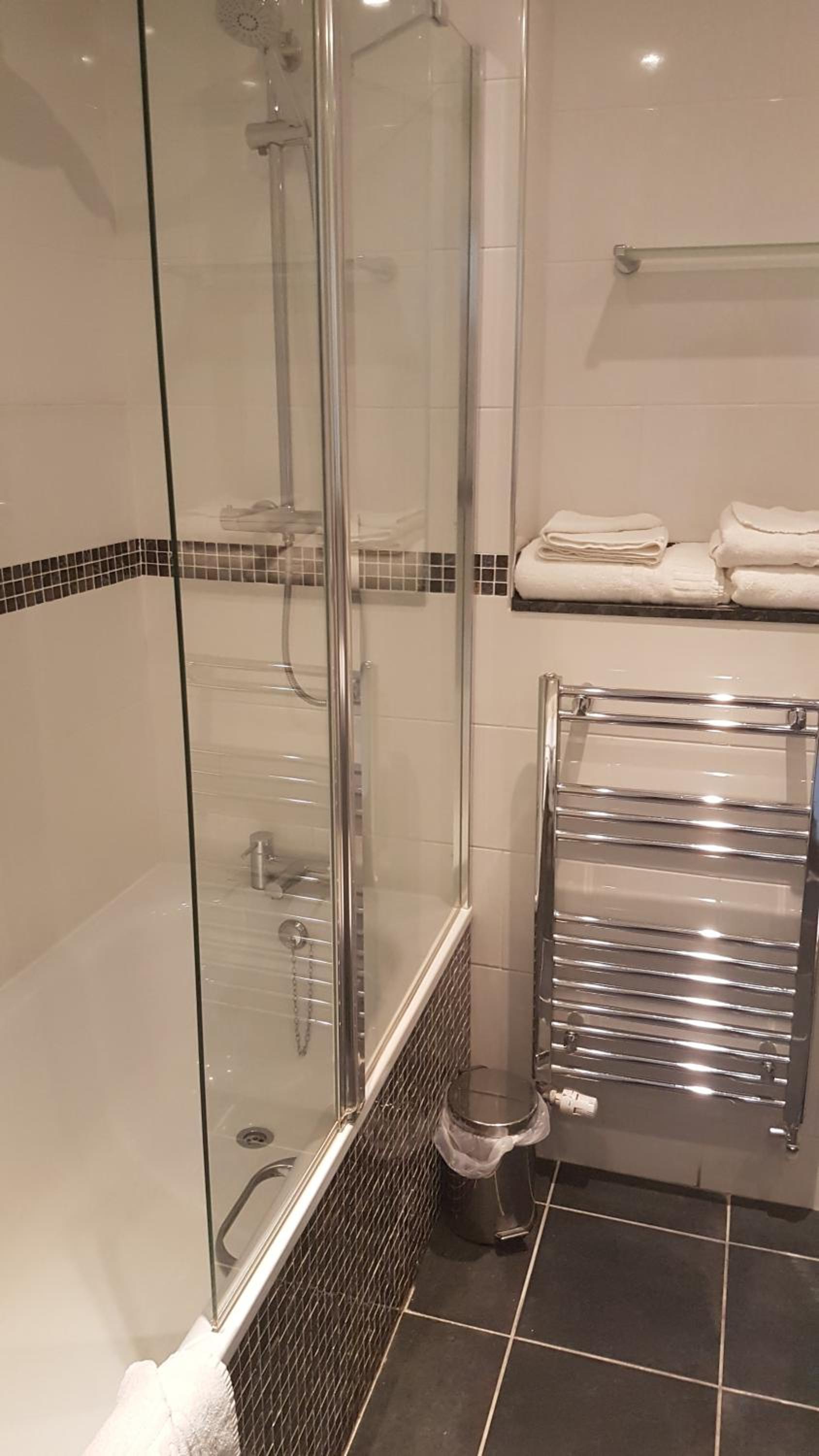 Business Double Room - Photo 6