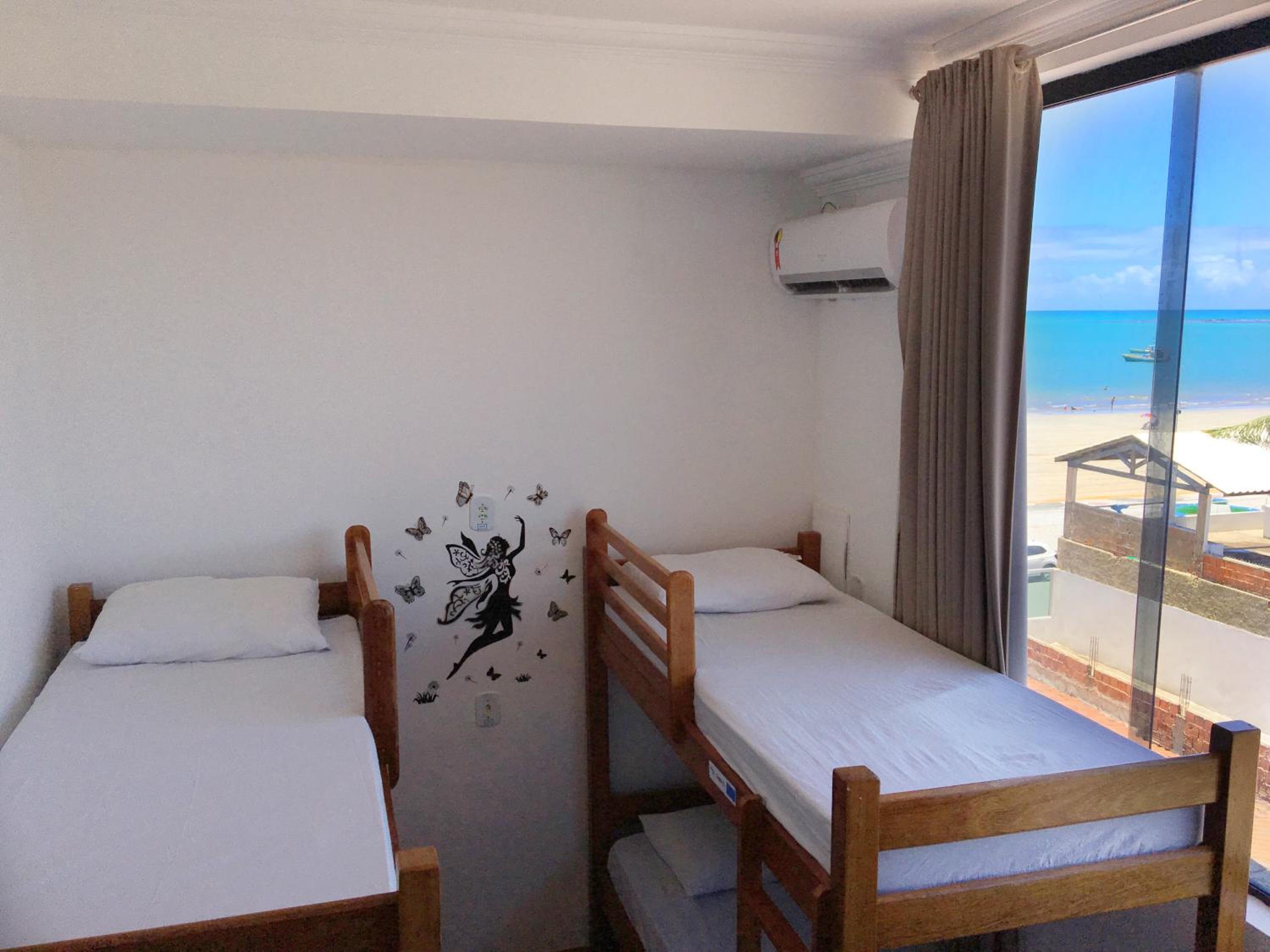Bed in 6-Bed Female Dormitory Room photo 1