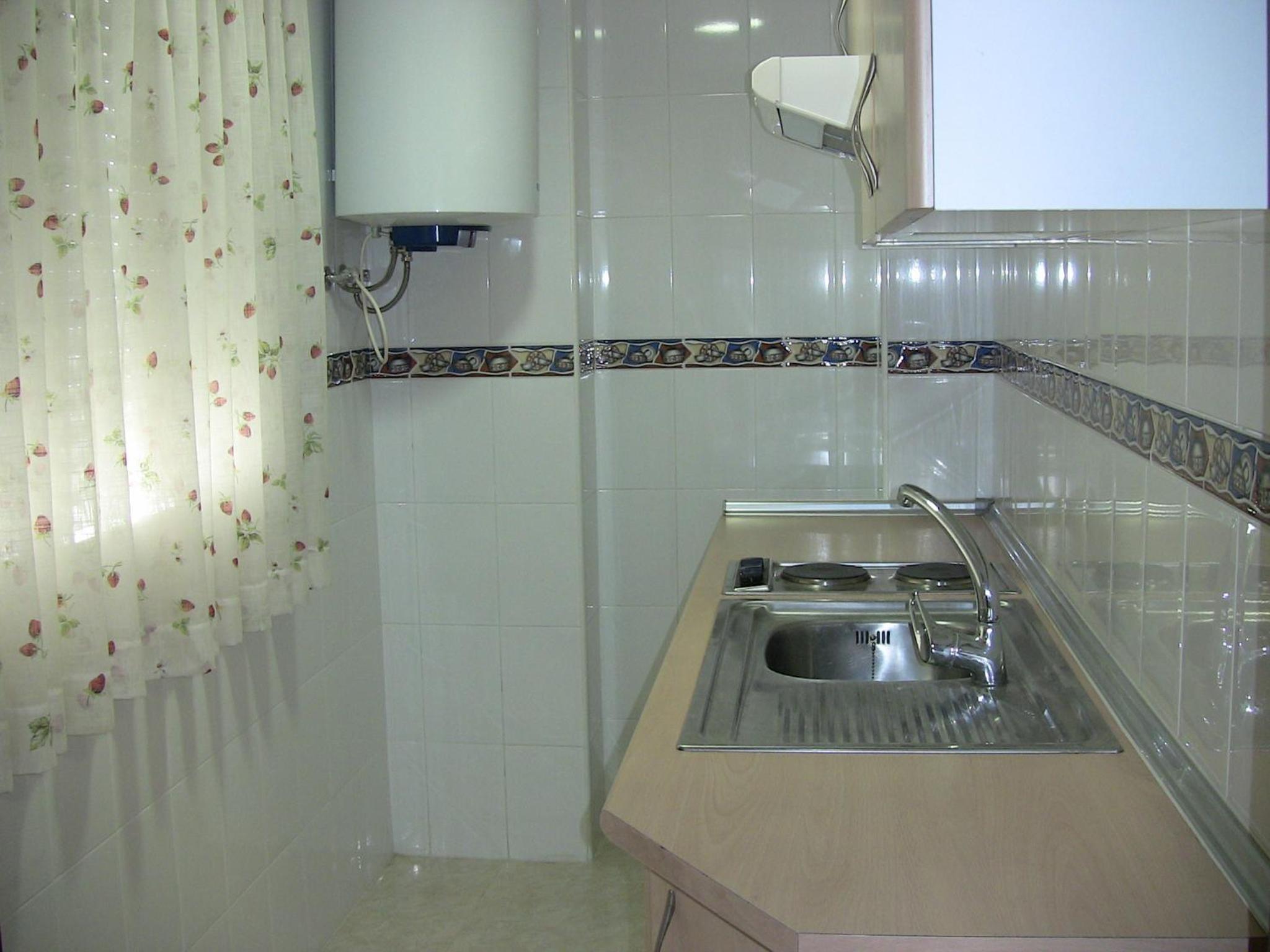 Two-Bedroom Apartment (5 Adults) photo 3