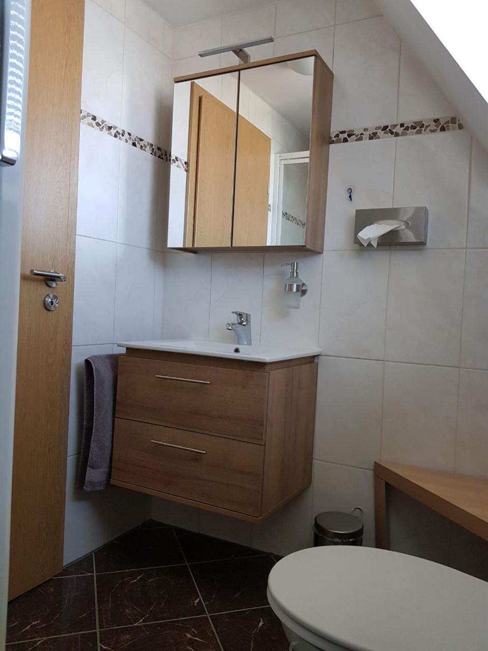 Apartment - Split Level photo 3