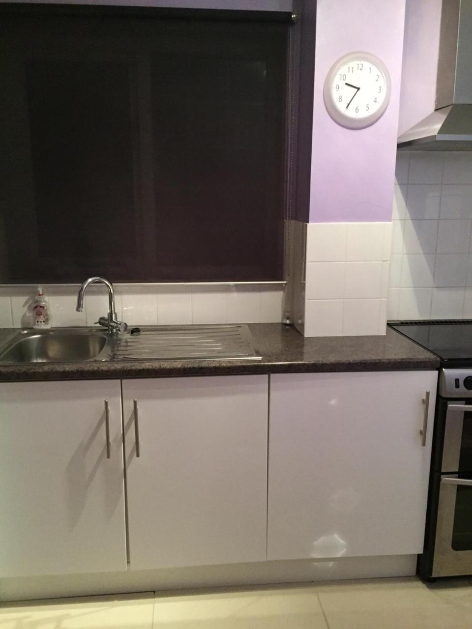 Two-Bedroom House - Photo 29
