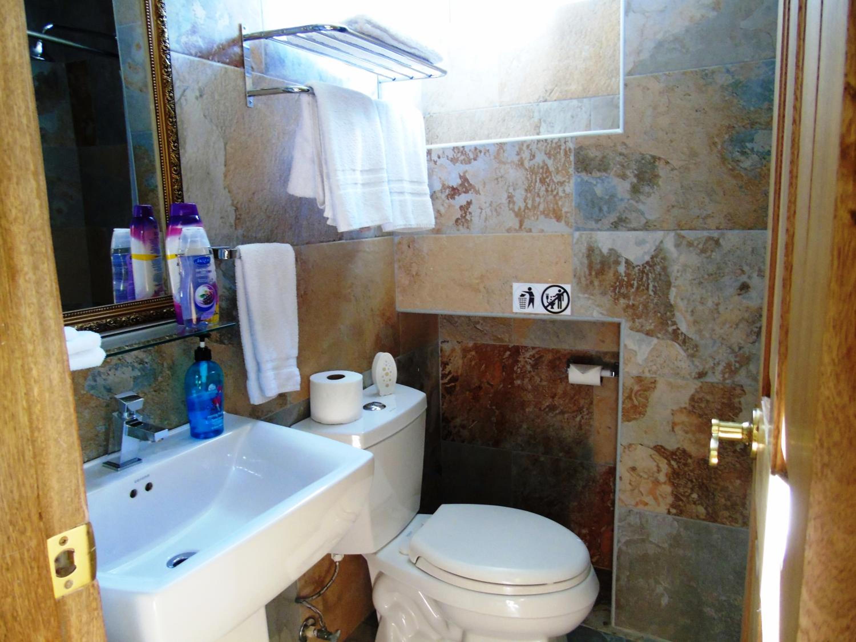 Deluxe Double Room with Side Sea View photo 3