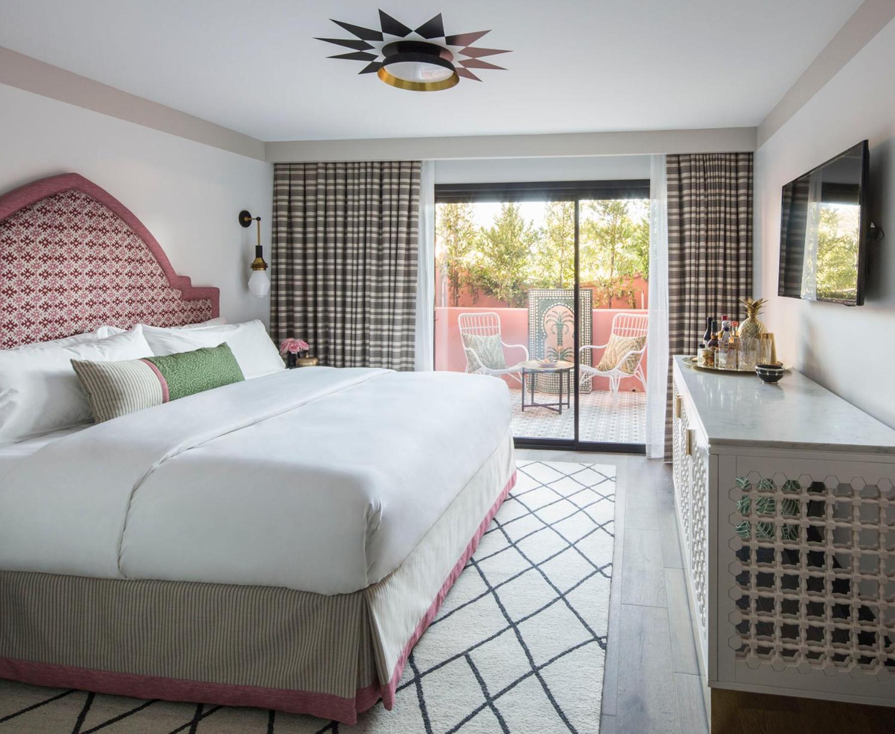 Superior King Room