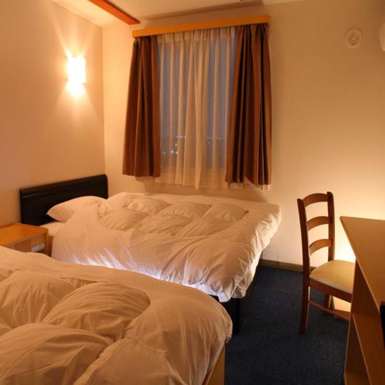 Twin Room - Smoking - Photo 1