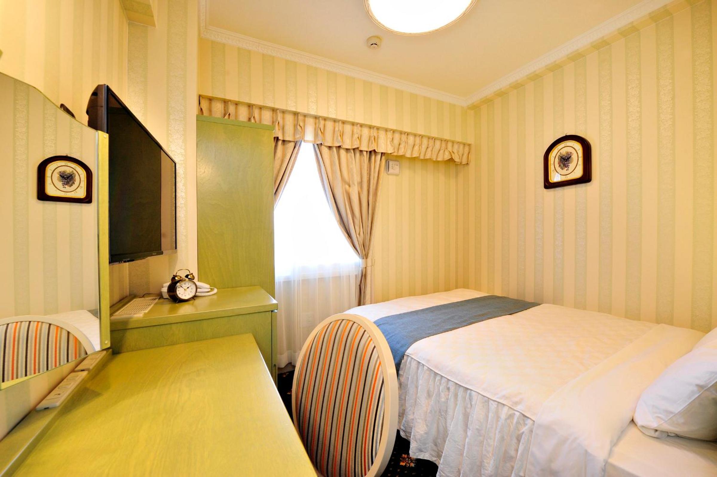 Double Room - Non-Smoking
