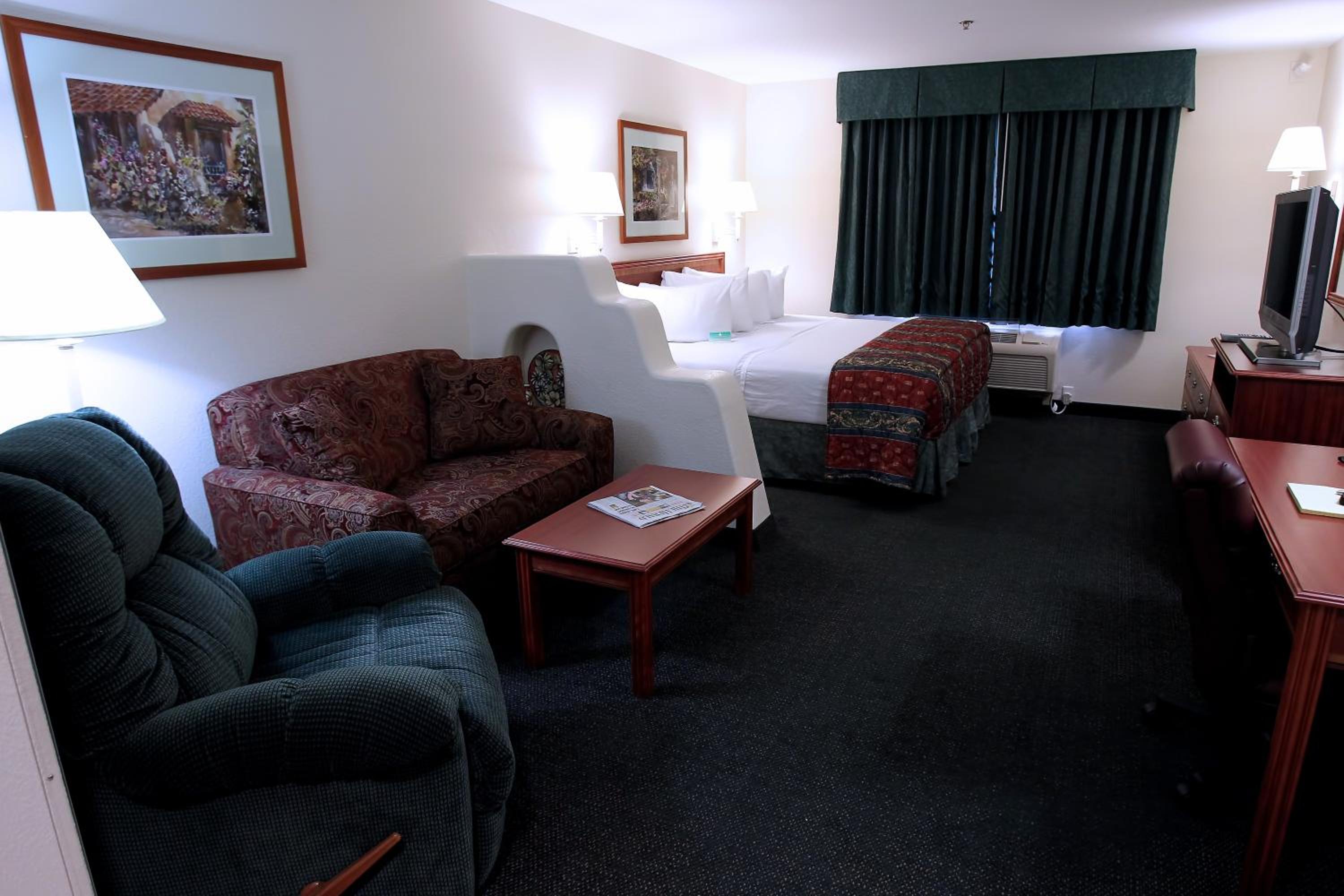 King Suite with Sofa Bed - Non-Smoking