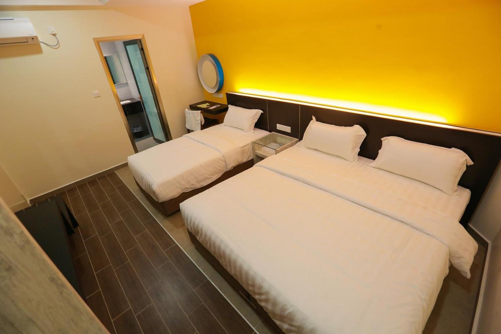Deluxe Family Room - Photo 4