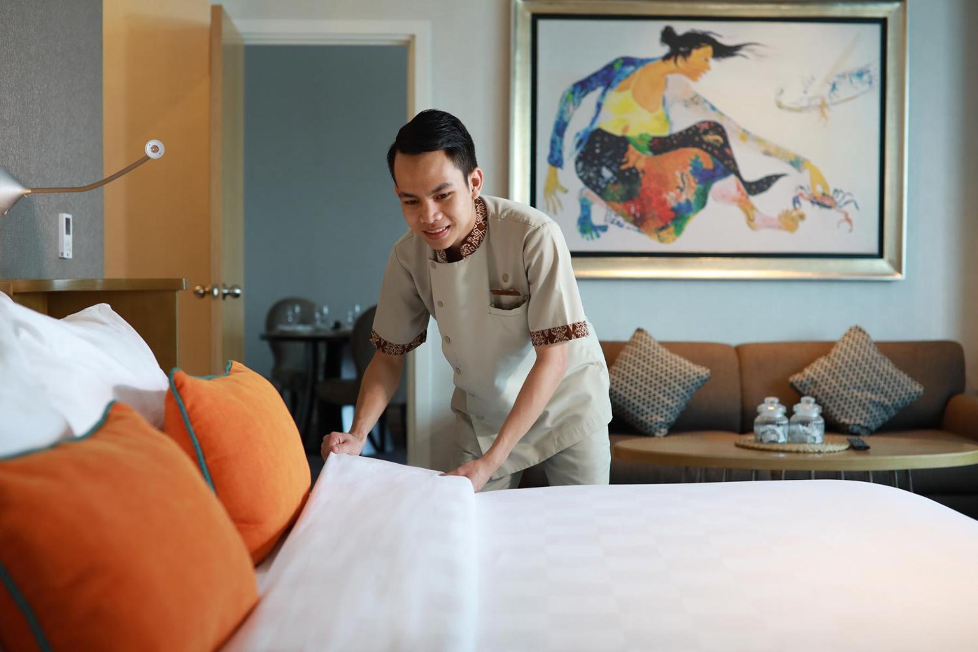 Business Suite - Photo 5