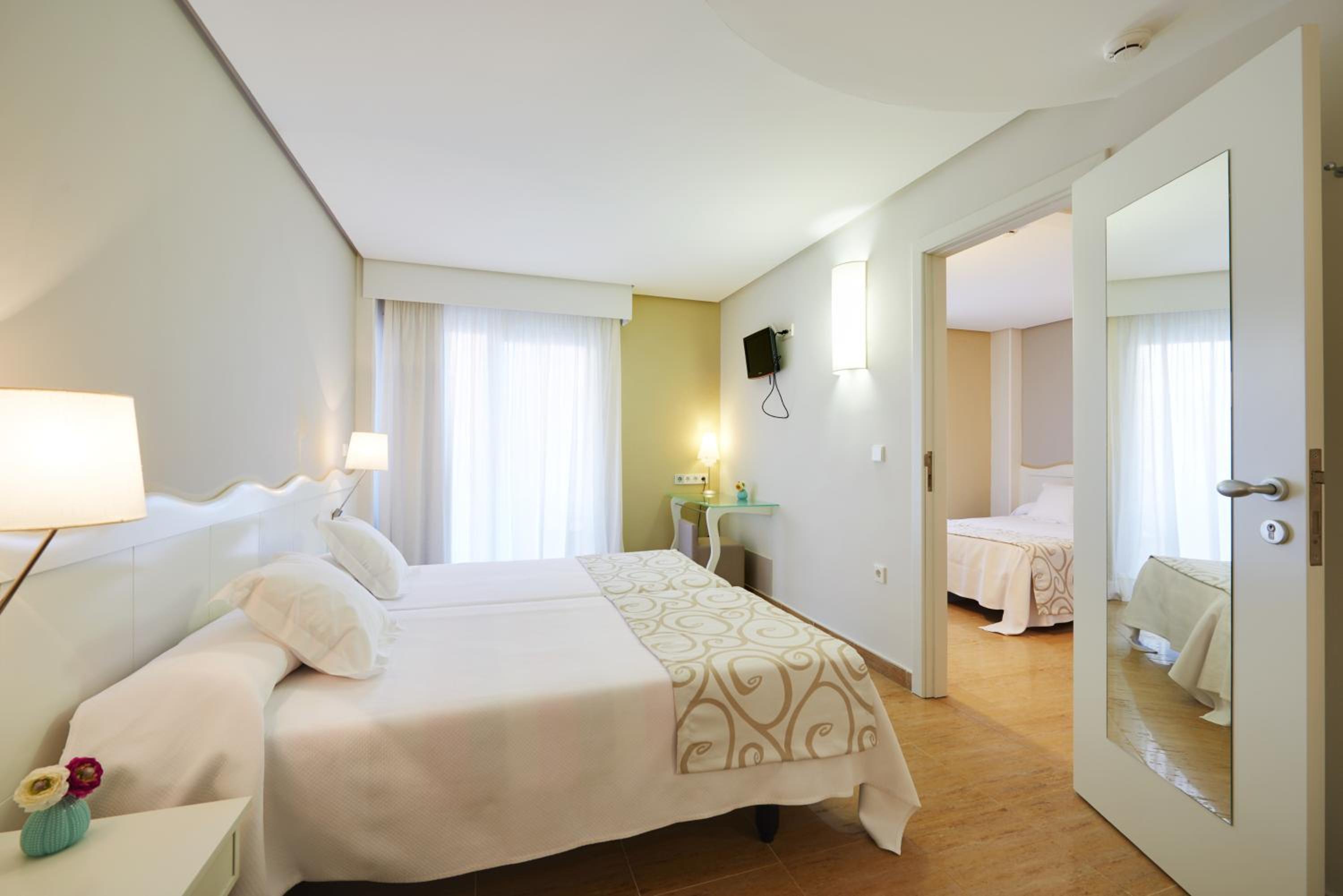 Triple Room - Photo 2