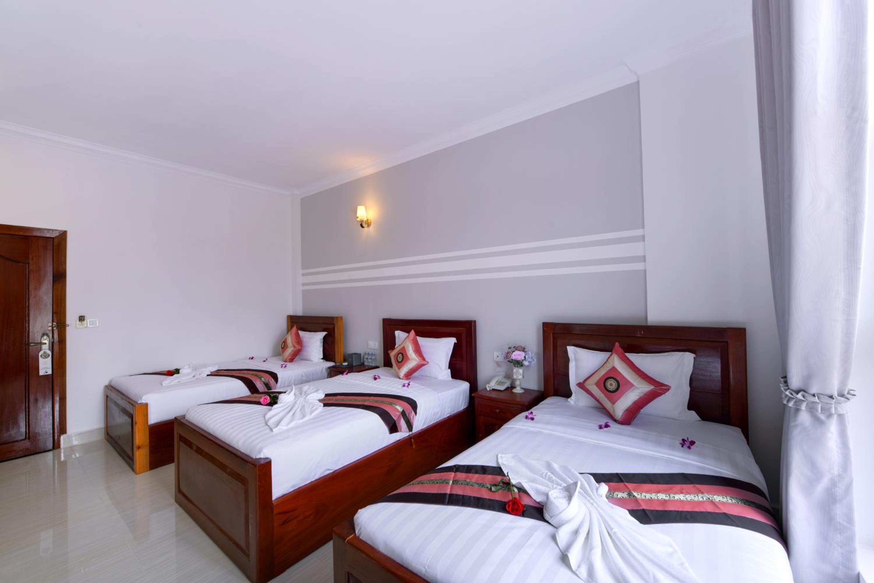 Triple Room with Balcony photo 2