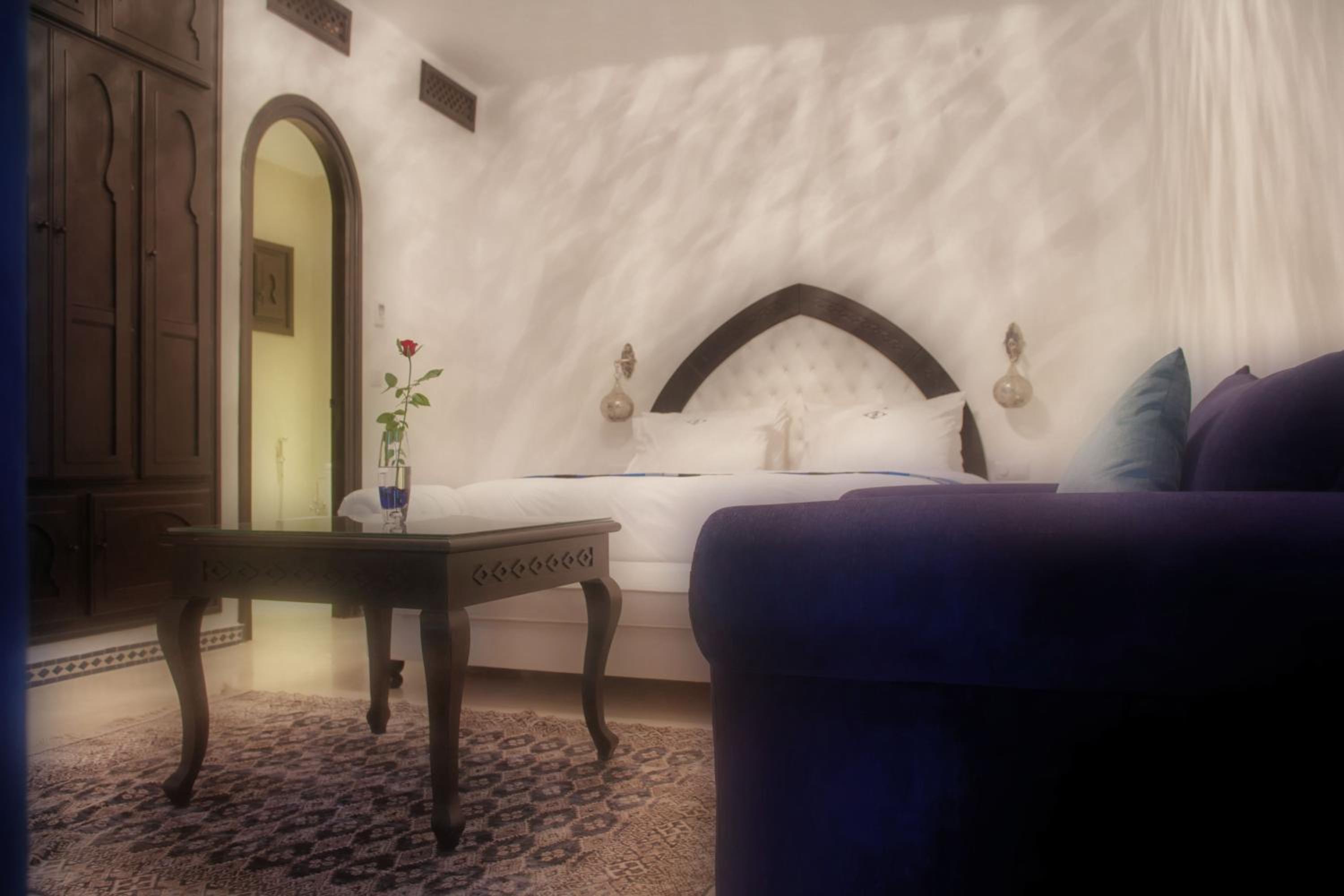 Suite - Photo 1