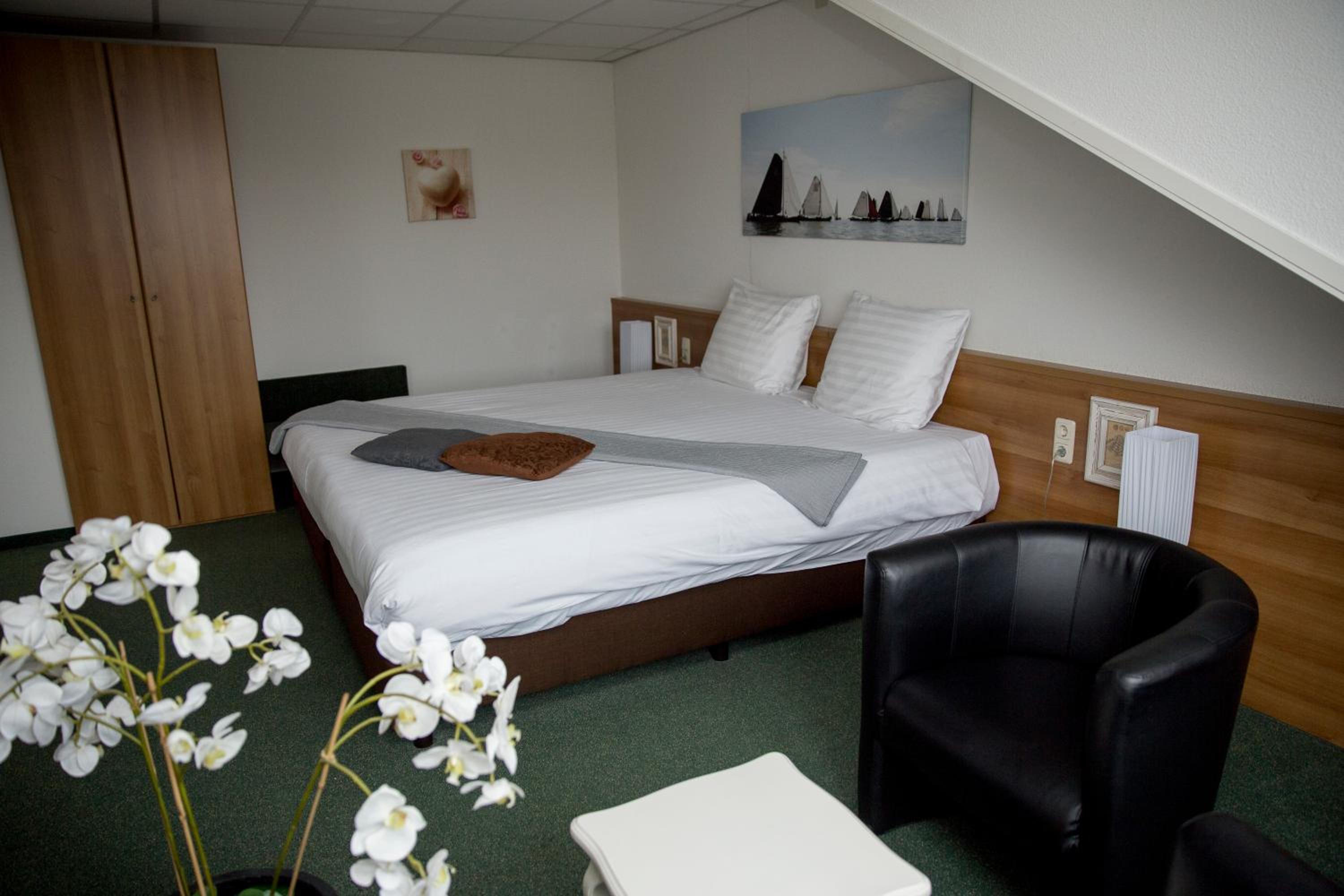 Suite photo 1