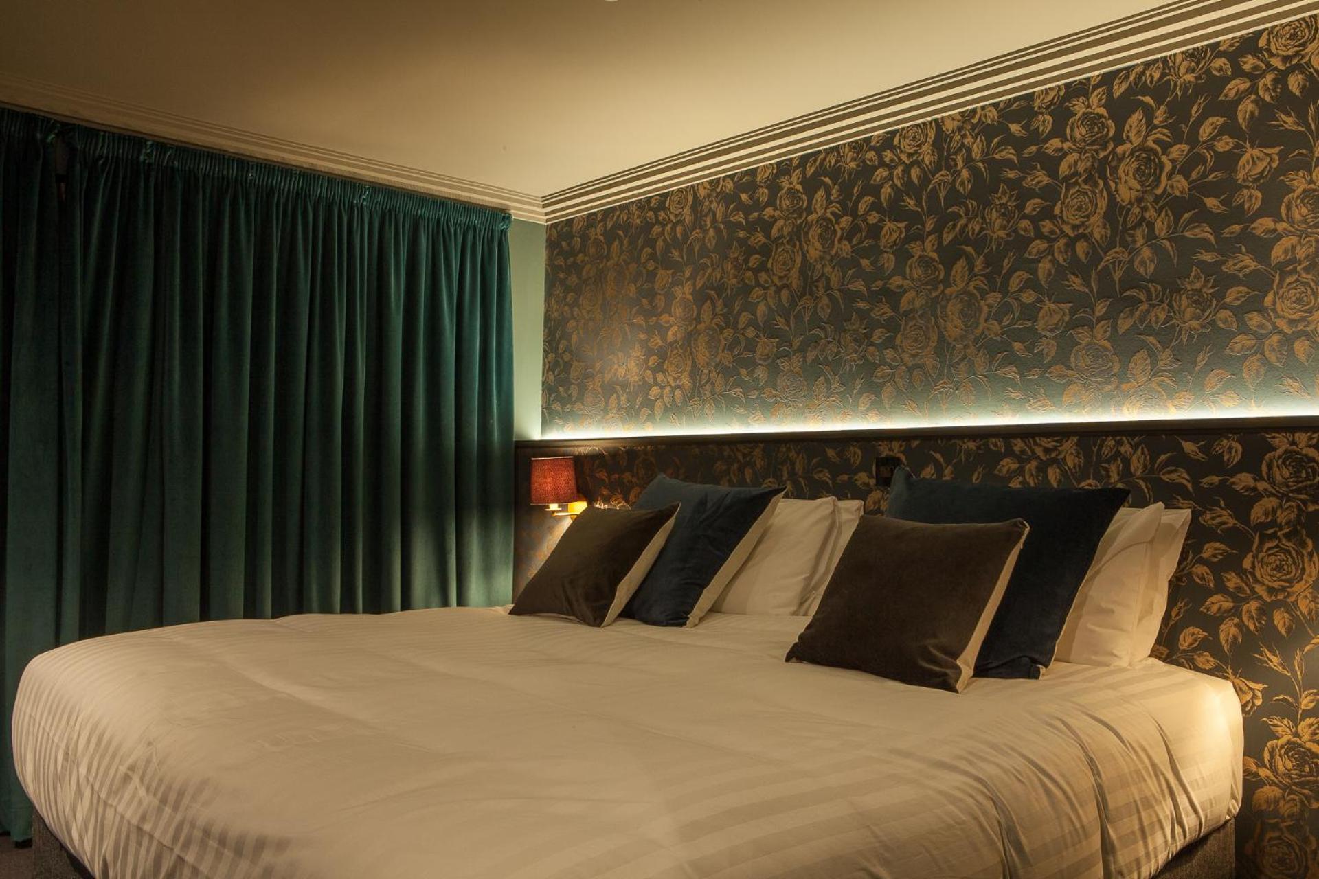 Deluxe Twin Room photo 2
