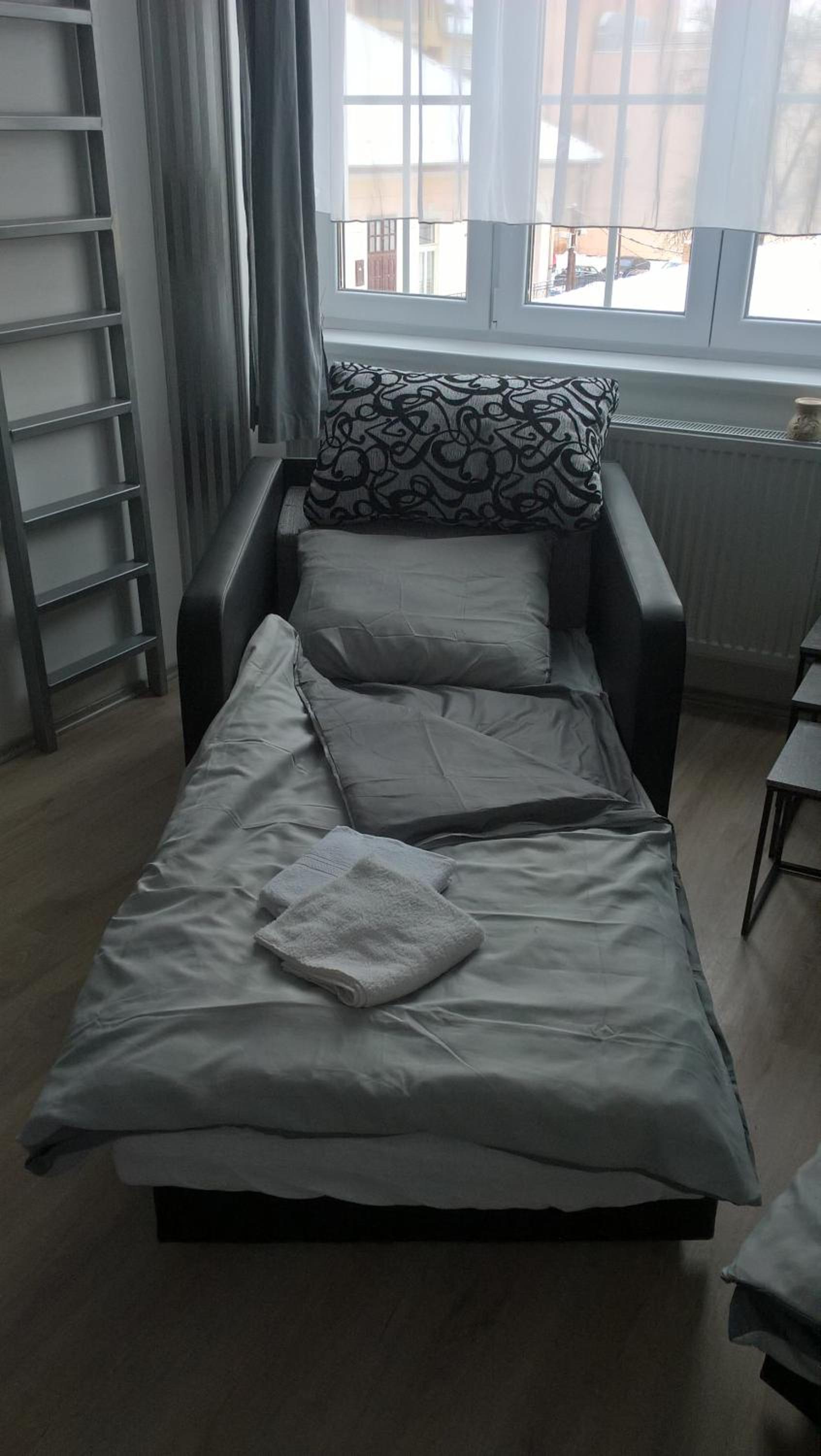 Apartment - Photo 12