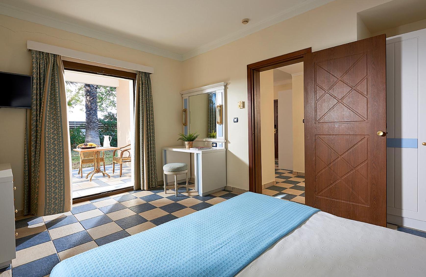 Apartment - Shared Pool