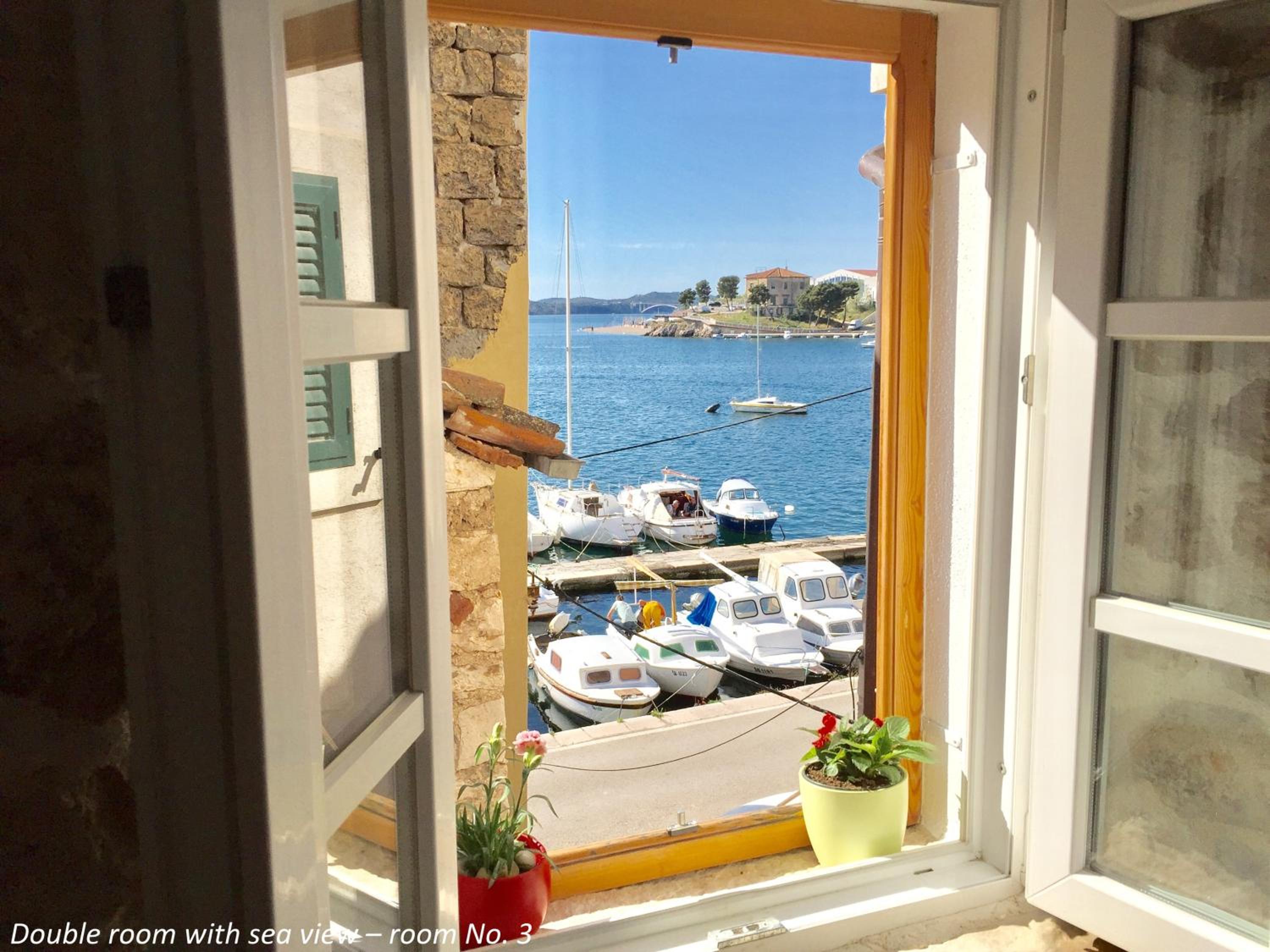 Double Room with Sea View - Photo 49
