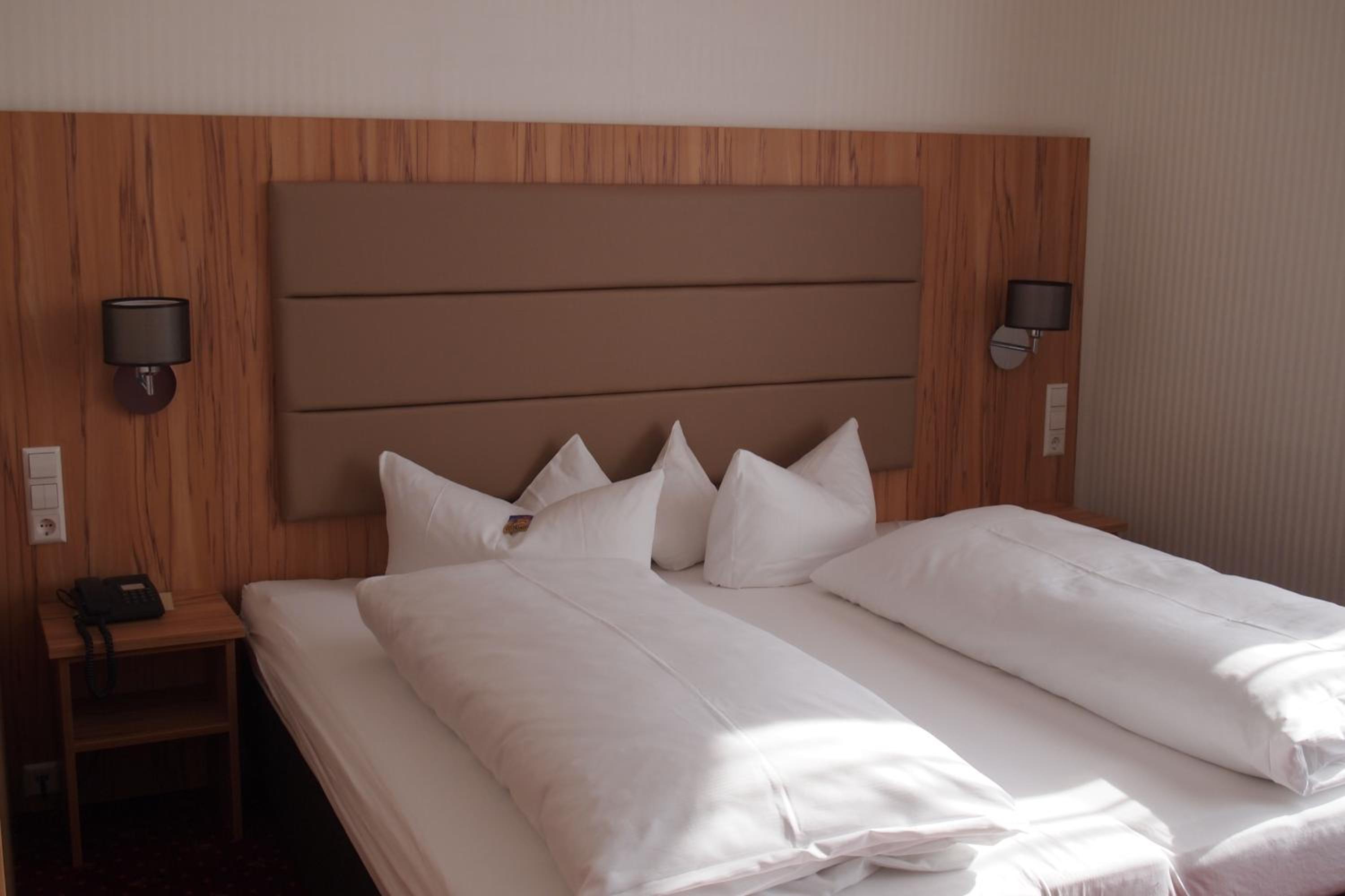 Double Room - Photo 10