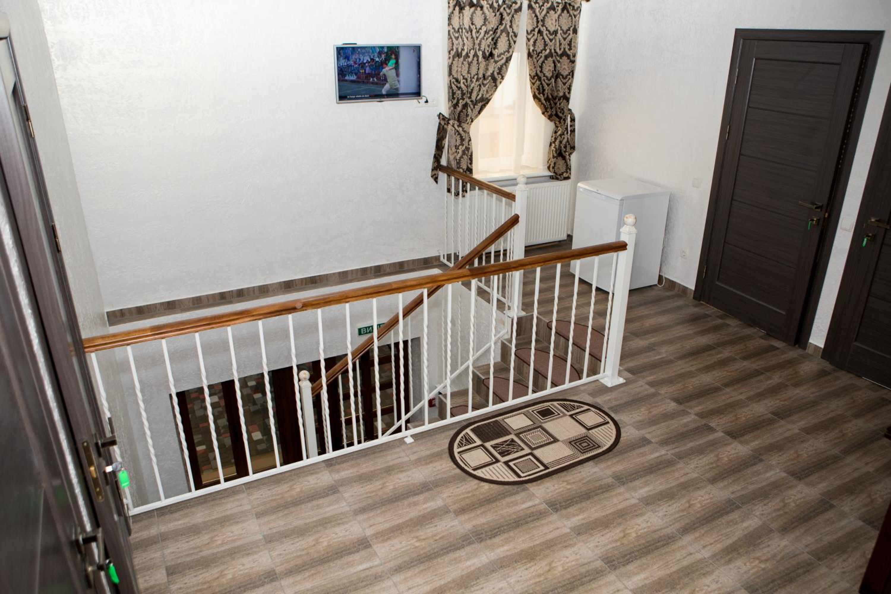 Studio Apartment photo 2