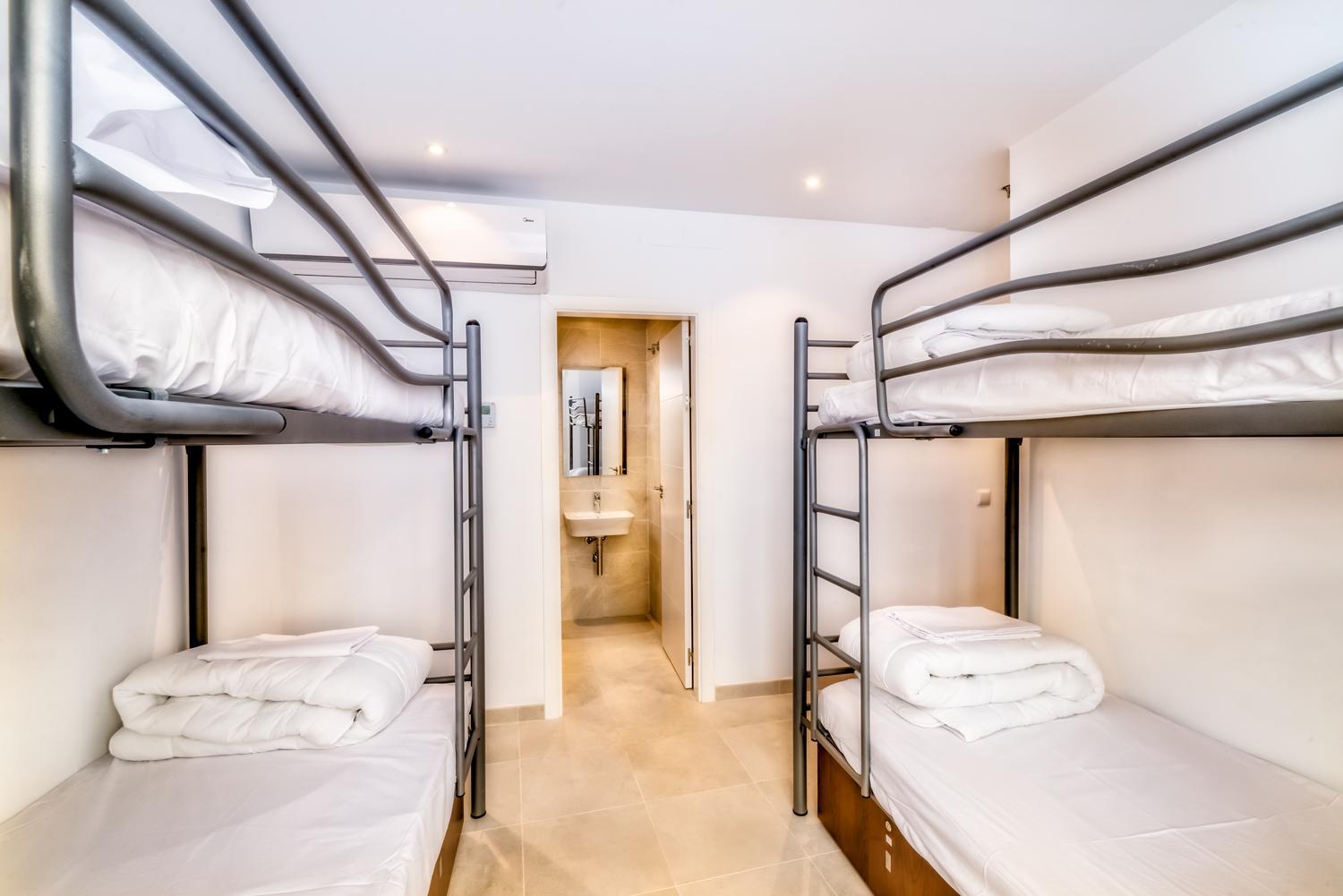 Habitación Cuádruple con Baño