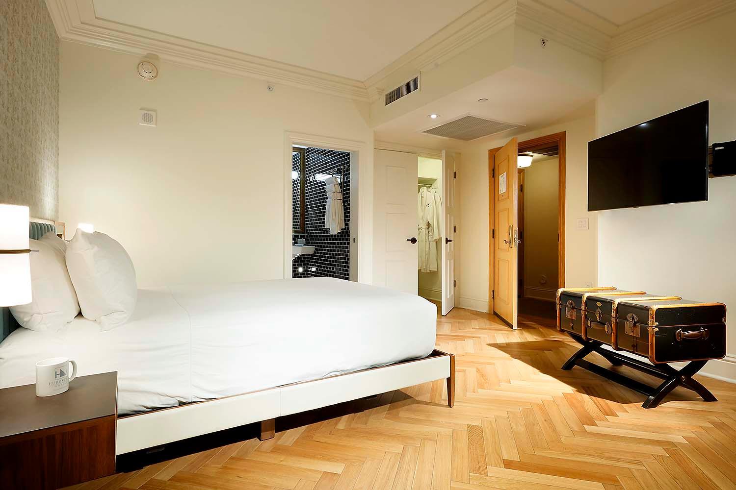 Connected Rooms