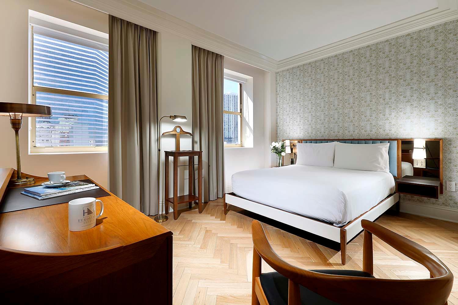 Premium Room thumbnail 6