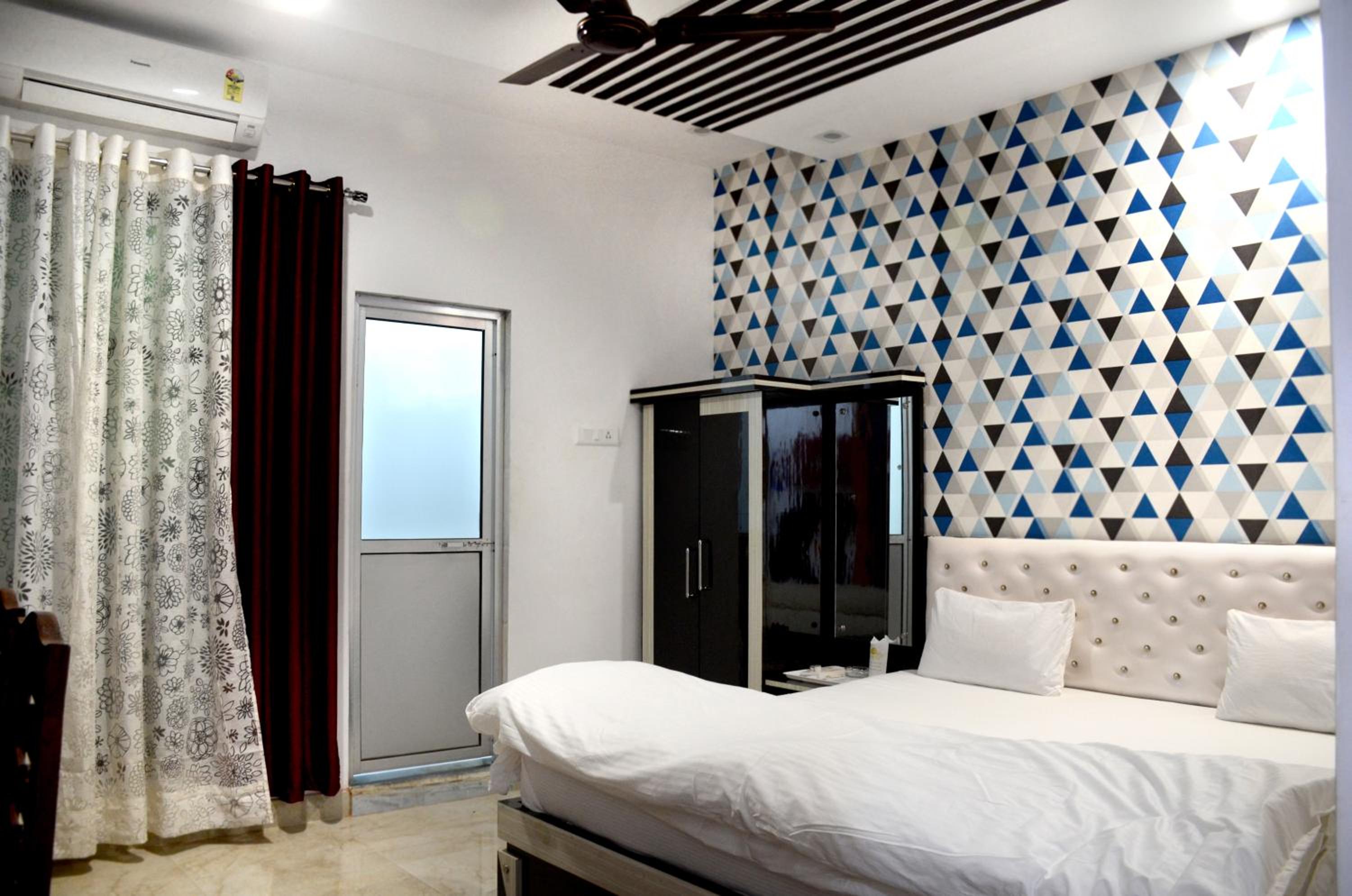 Budget Double Or Twin Room photo 1