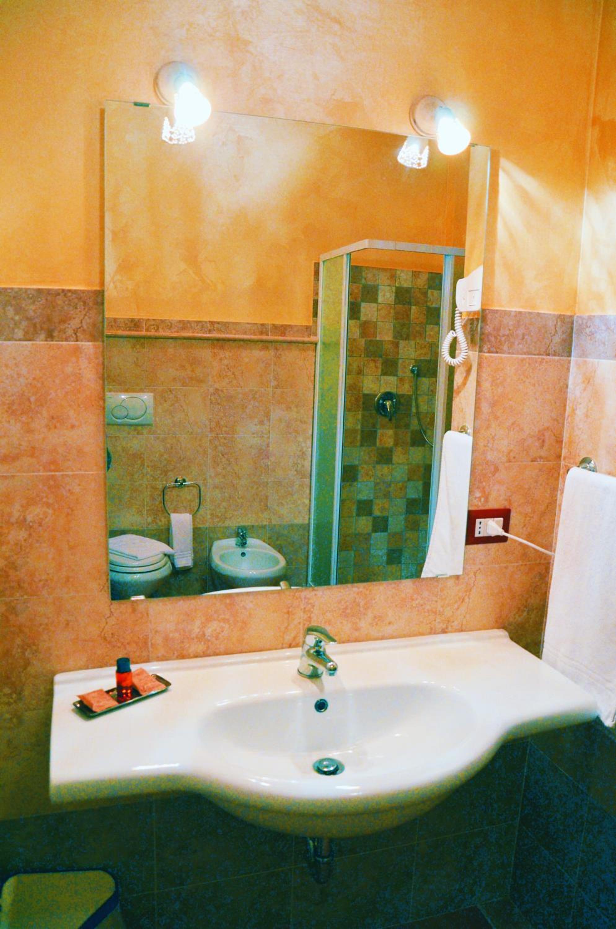 Standard Single Room photo 3