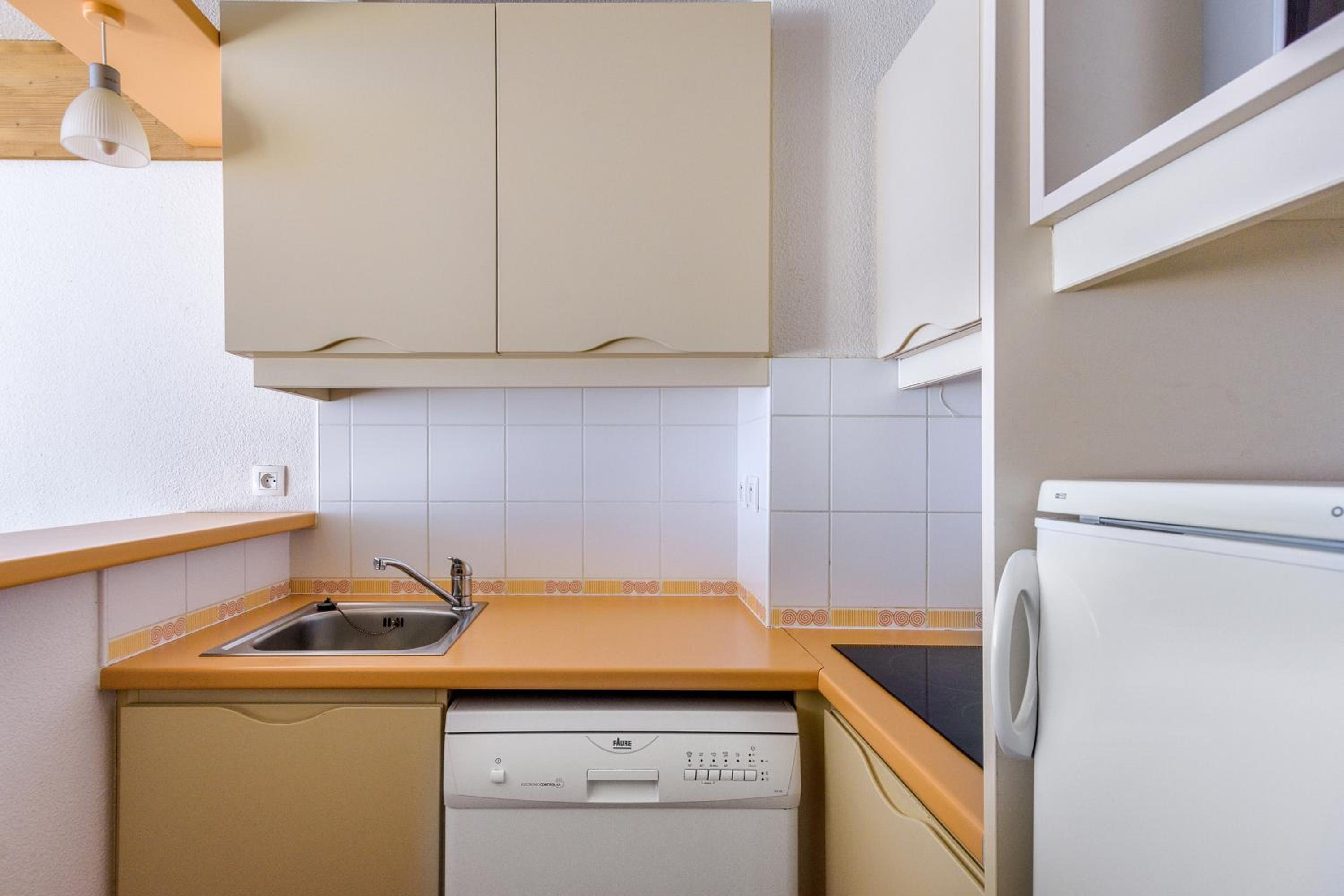 Comfort One-Bedroom Apartment (6 People) photo 1
