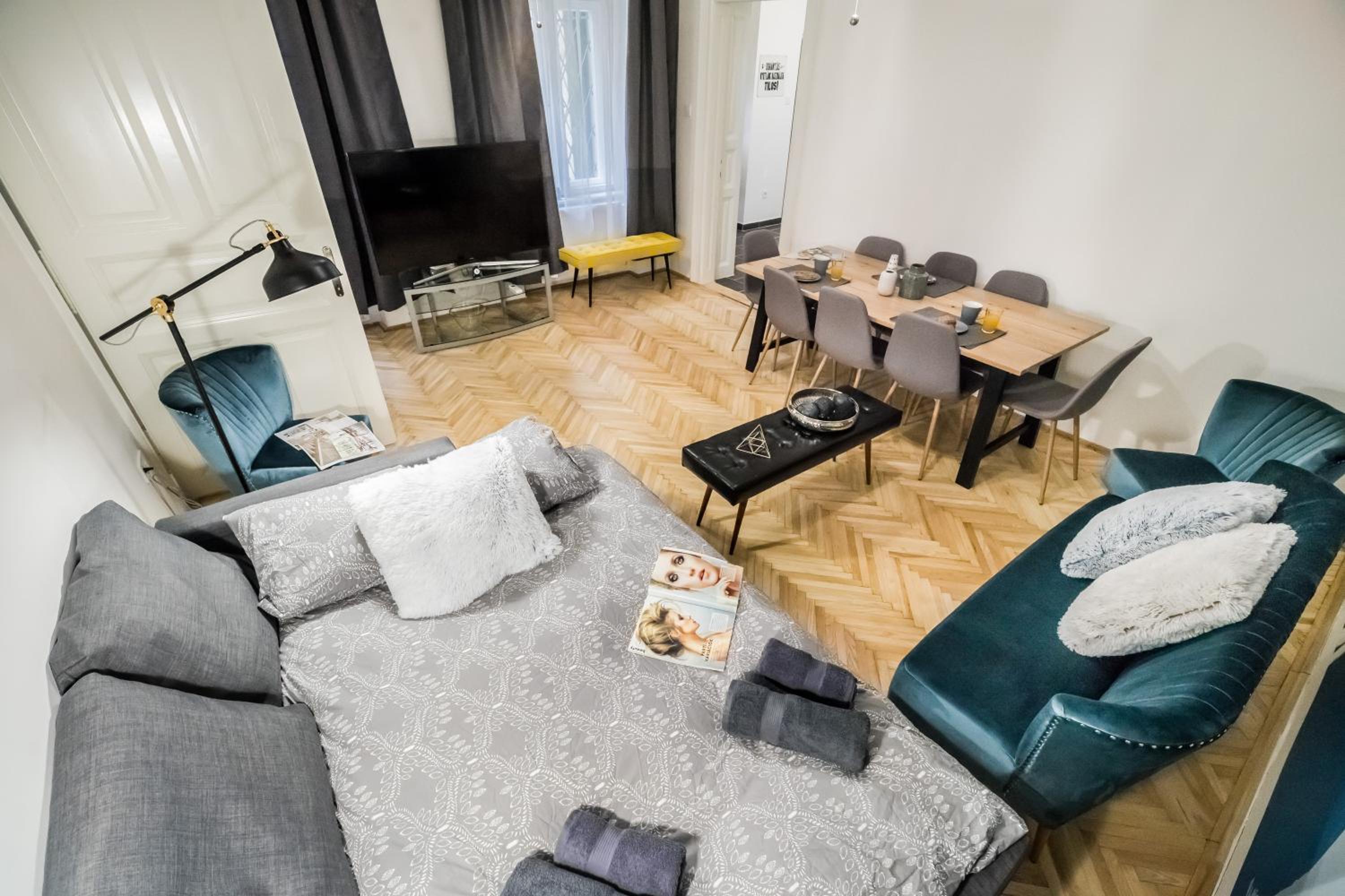 Apartment - Photo 24