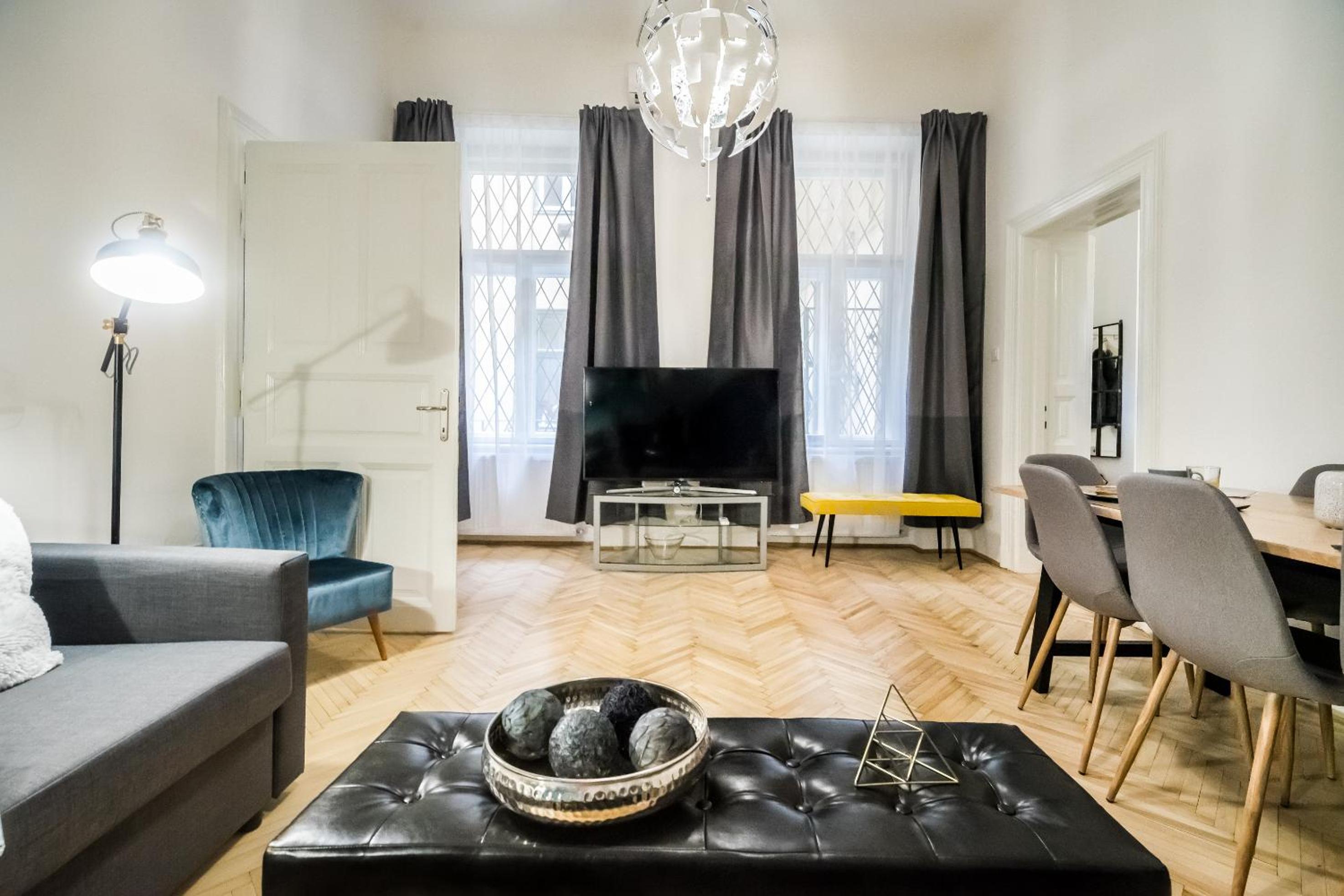 Apartment - Photo 17