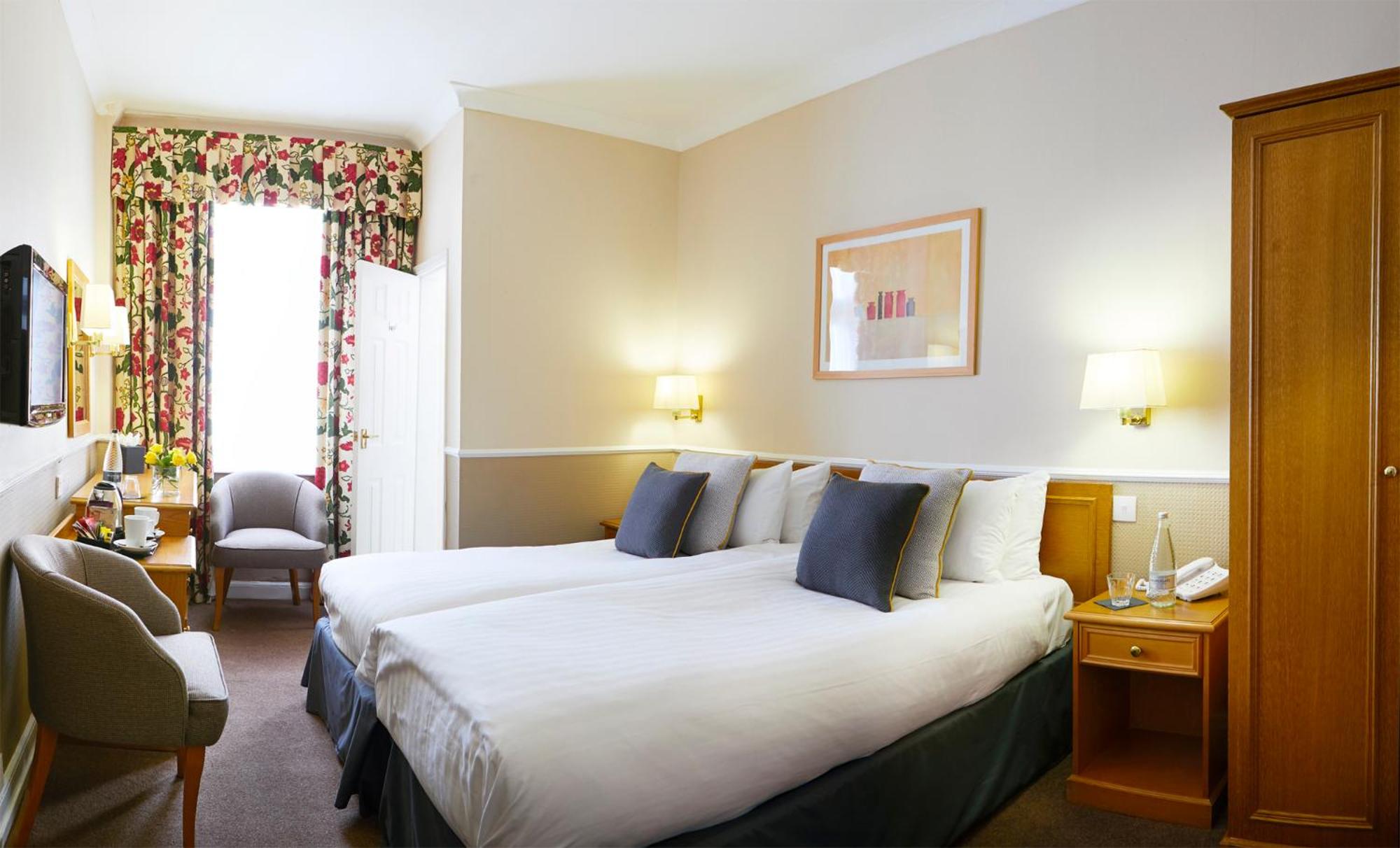 Classic Twin Room photo 1