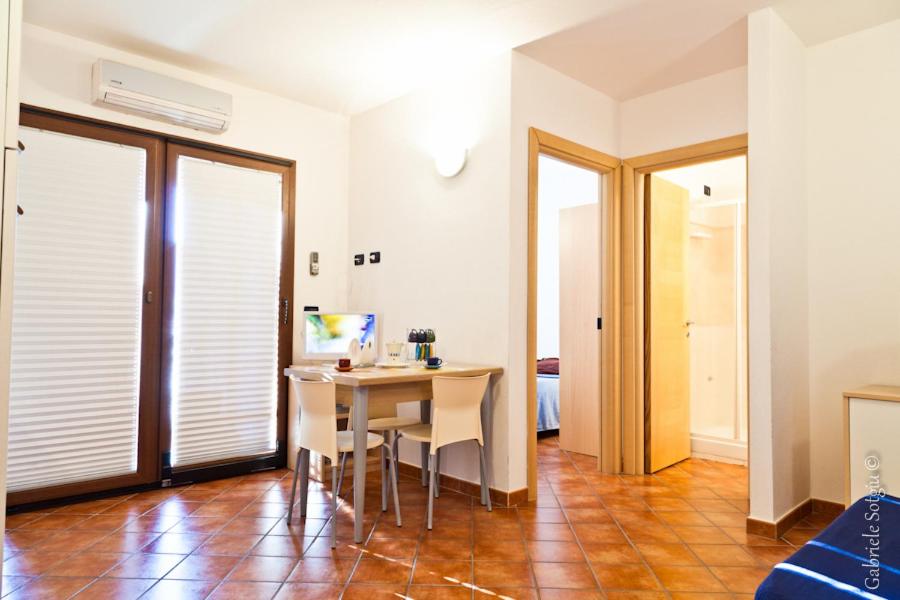 One-Bedroom Apartment - Annex (3 Adults) photo 1