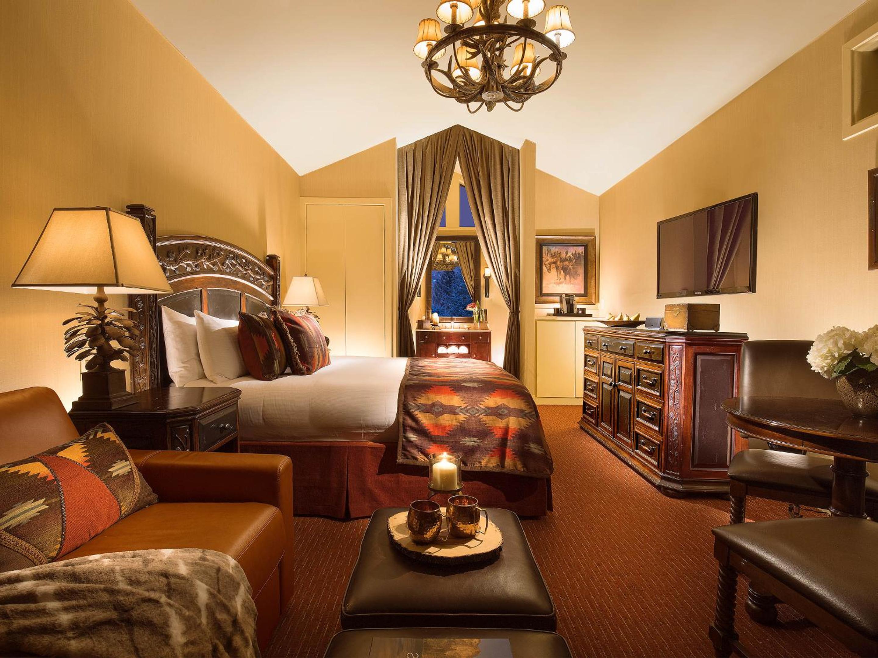 Superior King Cabin