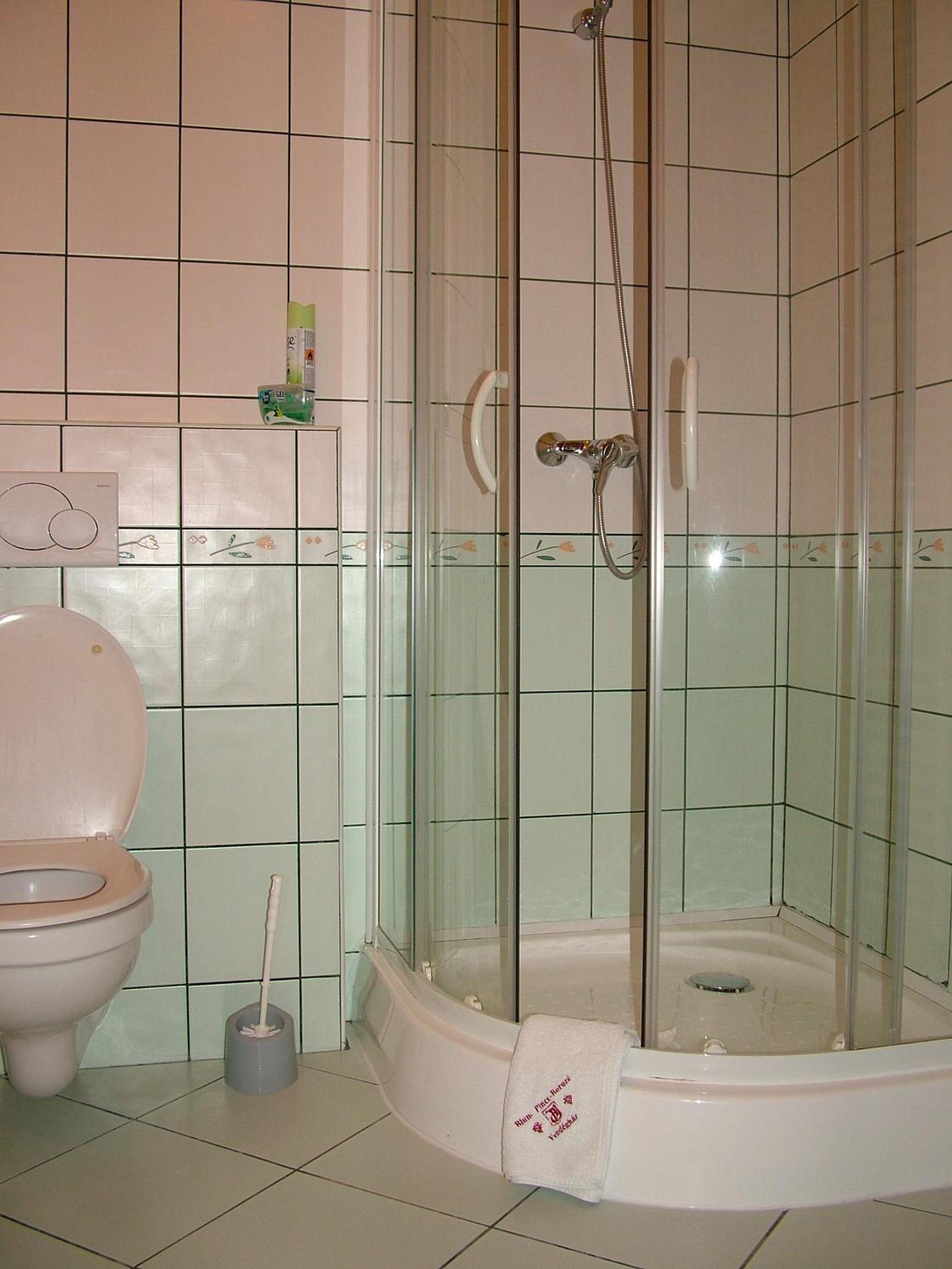 Double Room - Photo 7