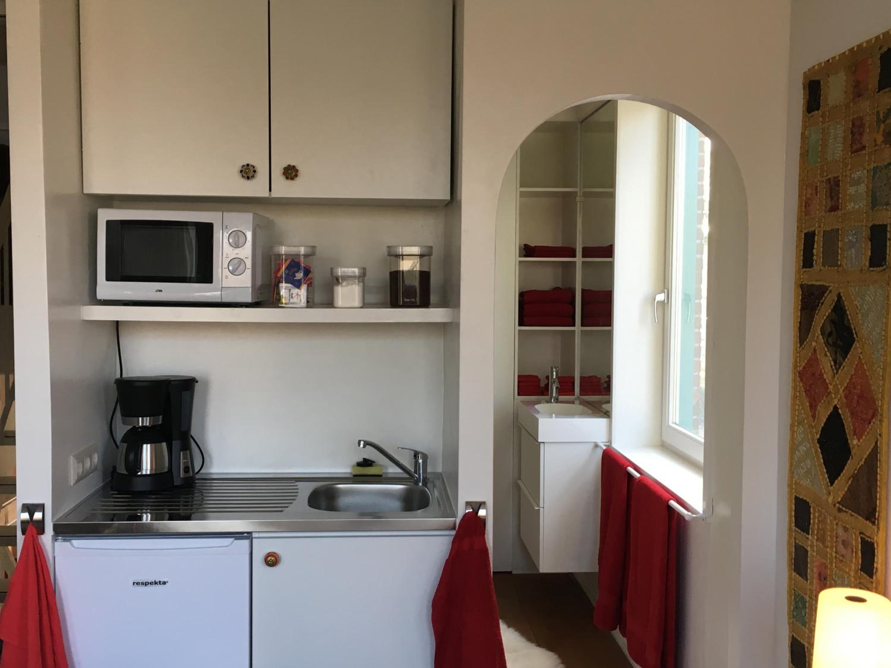 Deluxe Double Room with Balcony photo 2