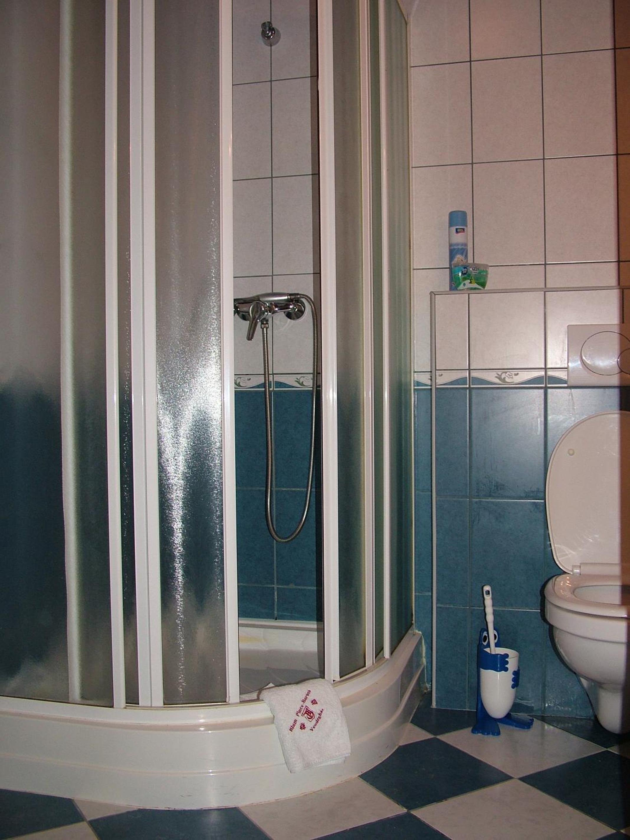 Double Room - Photo 10