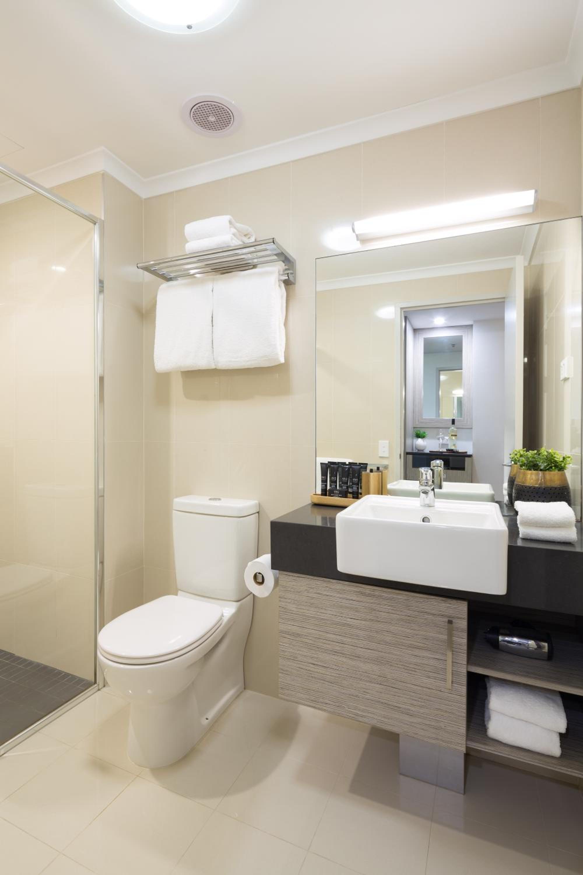 Superior Twin Room photo 2