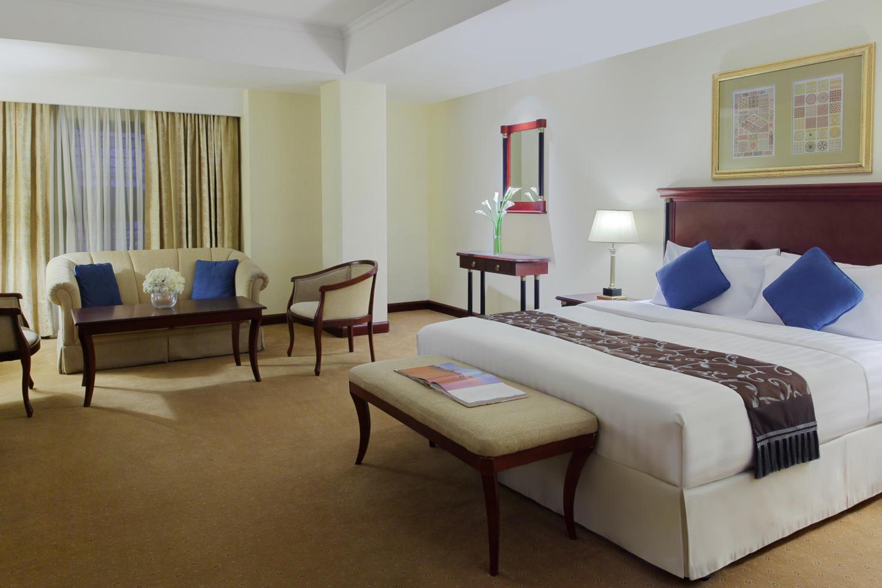 One-Bedroom Suite - Photo 1